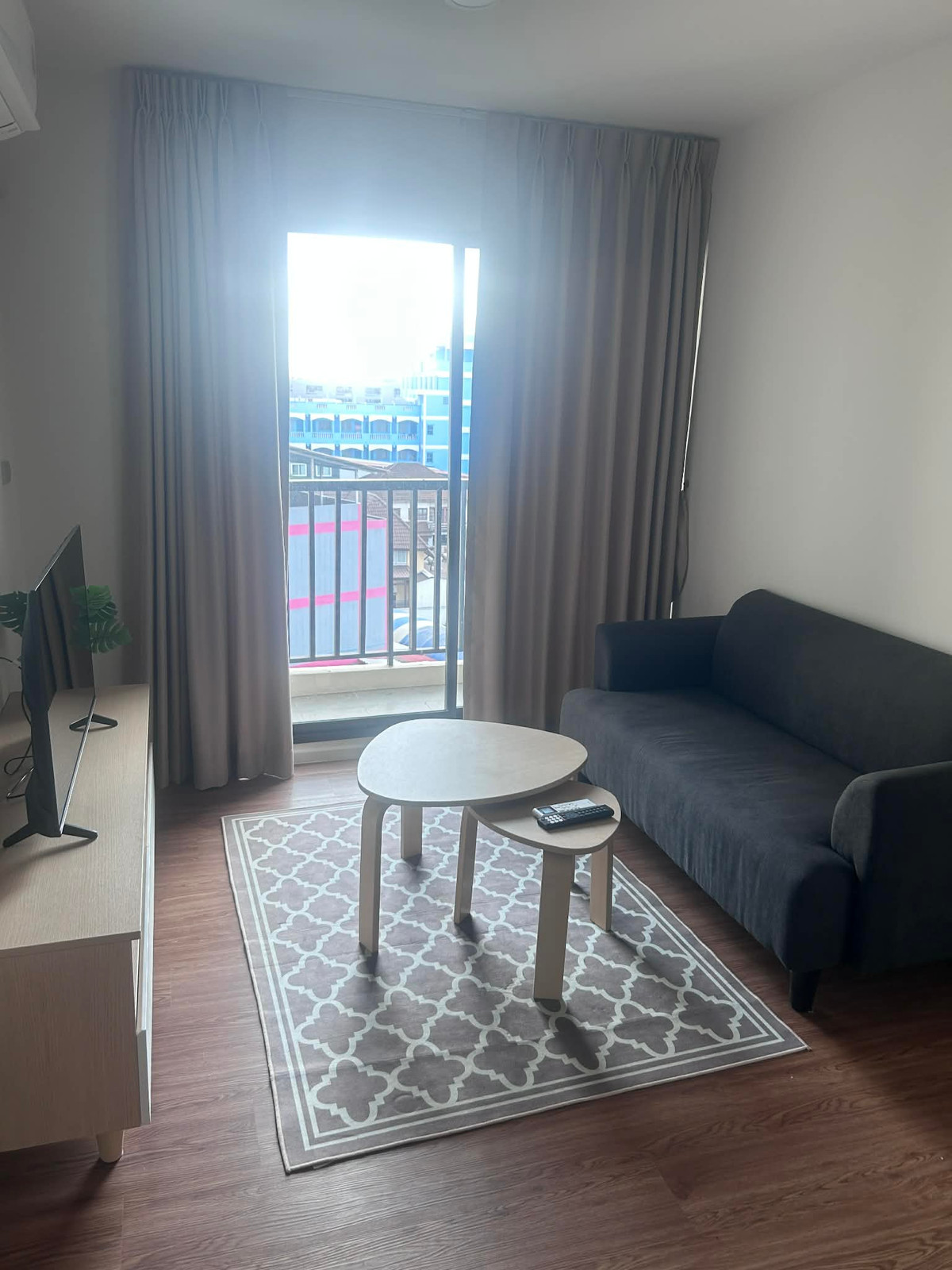 ให้เช่าคอนโดสมุทรปราการ สำโรง : 🔥 ให้เช่า ALIVE Sukhumvit 76 🔥  📍 สุขุมวิท 76 ใกล้ BTS สำโรง และ BTS แบริ่ง