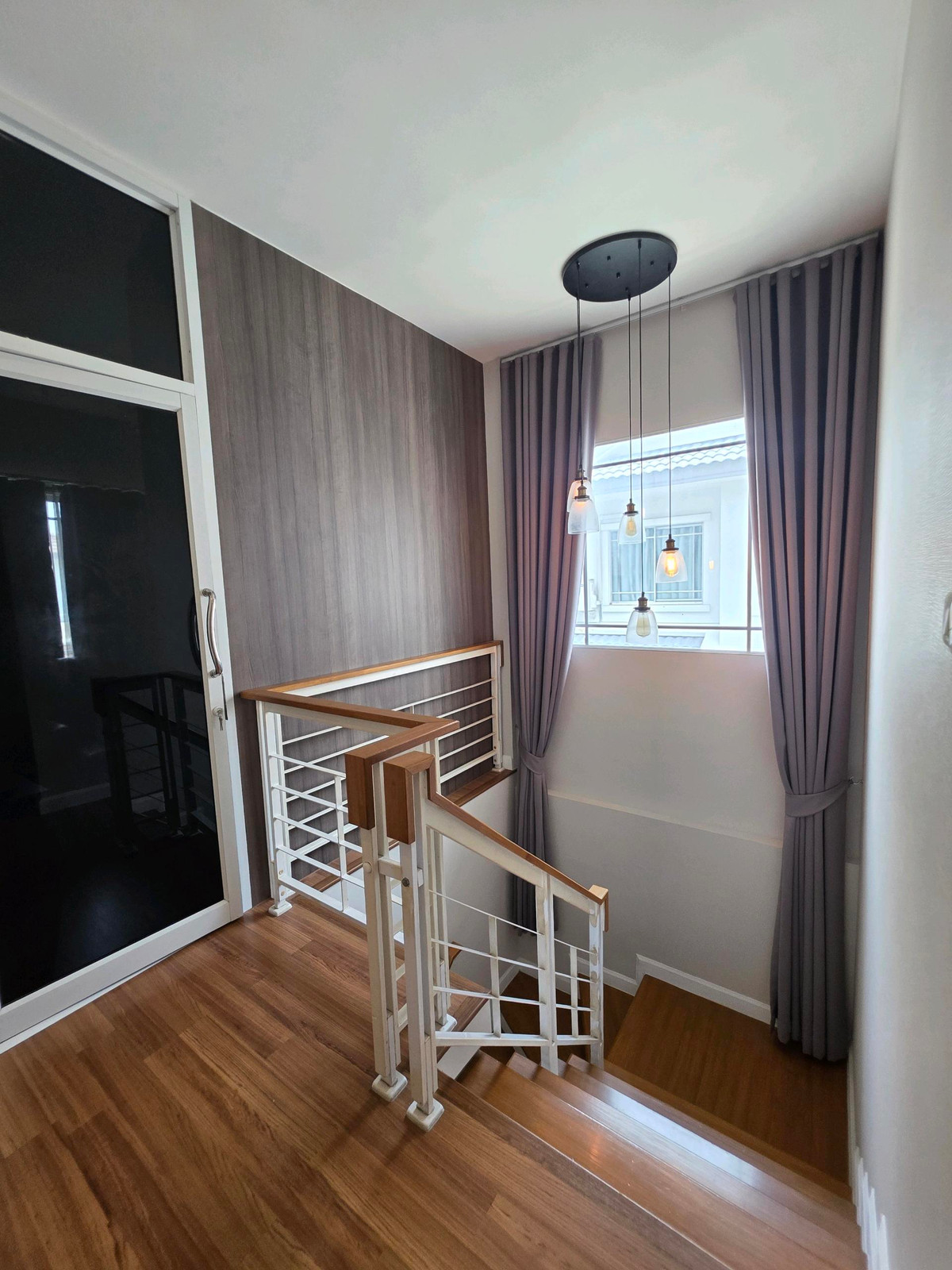 ให้เช่าบ้านลาดกระบัง สุวรรณภูมิ : บ้านเดี่ยว มัณฑนา 2 วงแหวน-อ่อนนุช (Mantana 2 Wongwaen-Onnut)