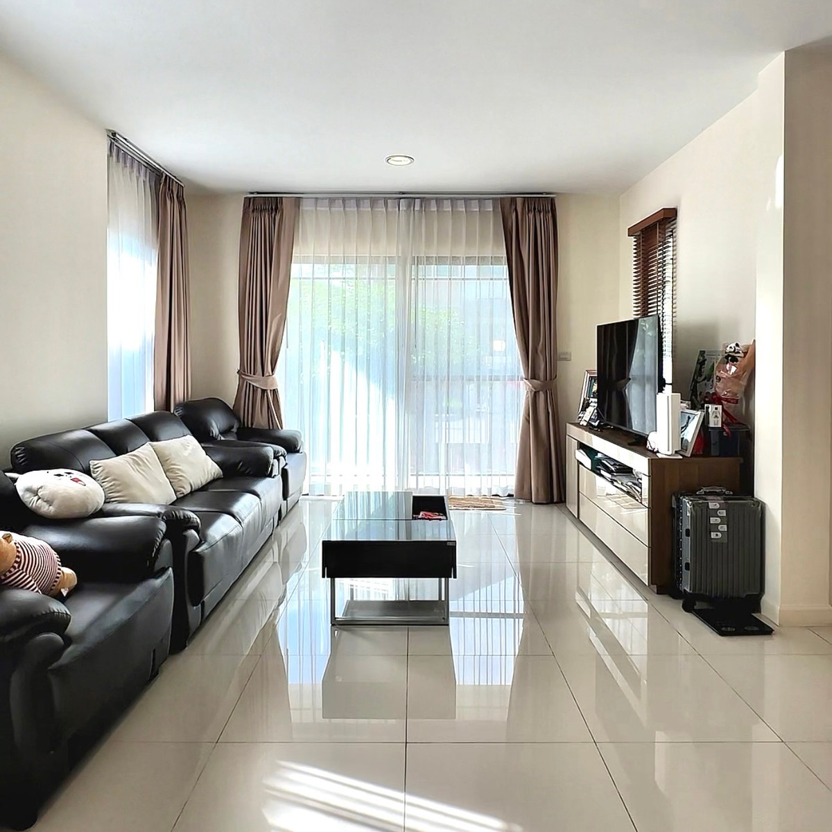 ขายบ้านนวมินทร์ รามอินทรา : ขายบ้านโครงการคุณภาพ วิวทะเลสาบ บรรยากาศดี 