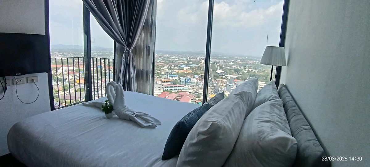 ให้เช่าคอนโดพัทยา บางแสน ชลบุรี สัตหีบ : Posh Pattaya​ ห้องมุม วิวทะเล+city
