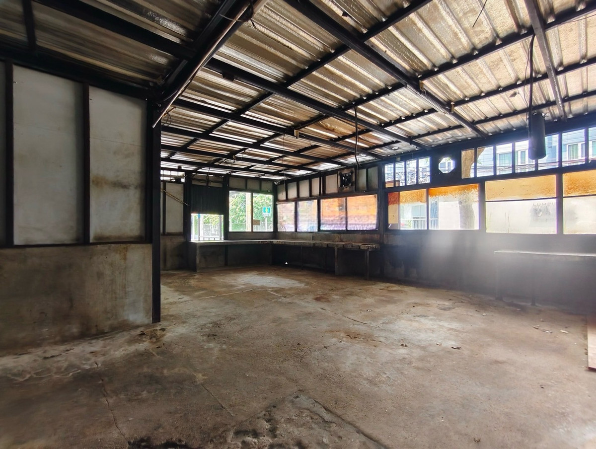 ให้เช่าร้านค้า/ตลาดนัดสะพานควาย จตุจักร : ให้เช่า พื้นที่ธุรกิจ 320 ตารางเมตร ติดถนนวิภาวดี MRT จตุจักร สำหรับ ร้านอาหาร ส้มตำ ชาบู หมูกระทะ ก๋วยเตี๋ยว แจ่วฮ้อน บุฟเฟต์ อาหารทะเล ซีฟู้ด ปิ้งย่าง ทำเลดี