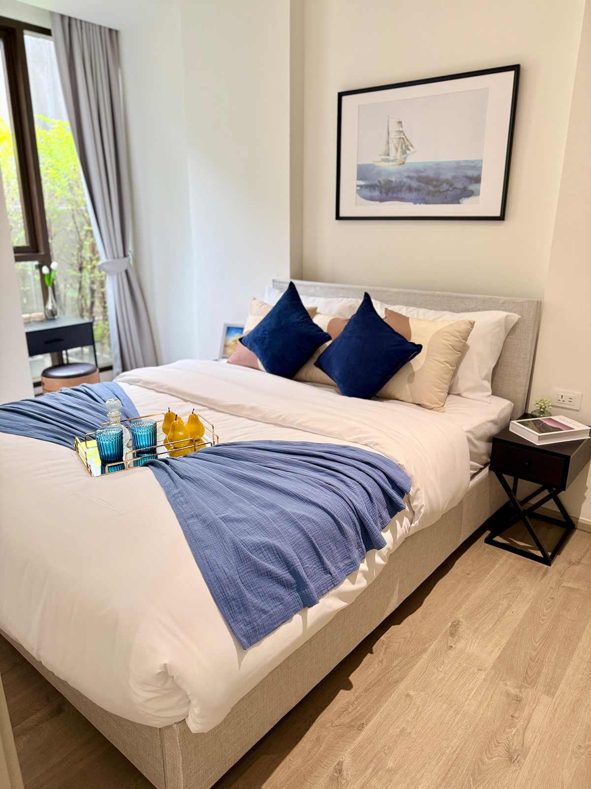 For RentCondoSukhumvit, Asoke, Thonglor : ***Fynn Asoke Sukhumvit 10 for rent***, 1 bedroom, 1 bathroom, 37 sq m., 1A floor, fully furnished, garden view, 30,000 baht/month --- Agent Top 084-8751655