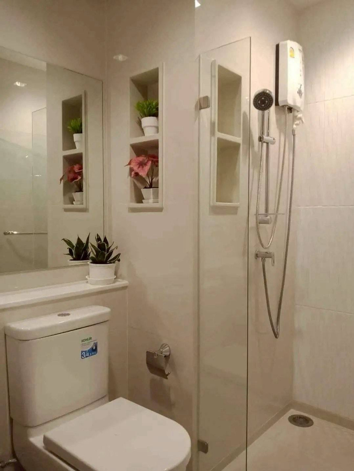 For RentCondoRama9, Petchburi, RCA : For Rent ✨ Life Asoke - Rama 9 ✨ Near Central Rama 9. Fully furnished with appliances.