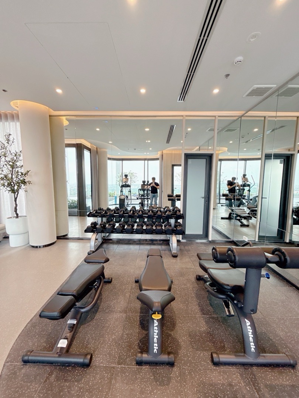 For SaleCondoKasetsart, Ratchayothin : 𝐂𝐎𝐁𝐄 Kaset Sripatum 𝐅𝐑𝐄𝐄 down payment 𝐎 baht, installments 𝟗,𝟓𝟎𝟎/month, new room from the project, best price.