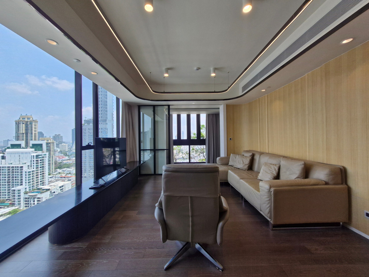 For RentCondoSukhumvit, Asoke, Thonglor : Highlights Unit Pet-friendly condominium close BTS Asoke
