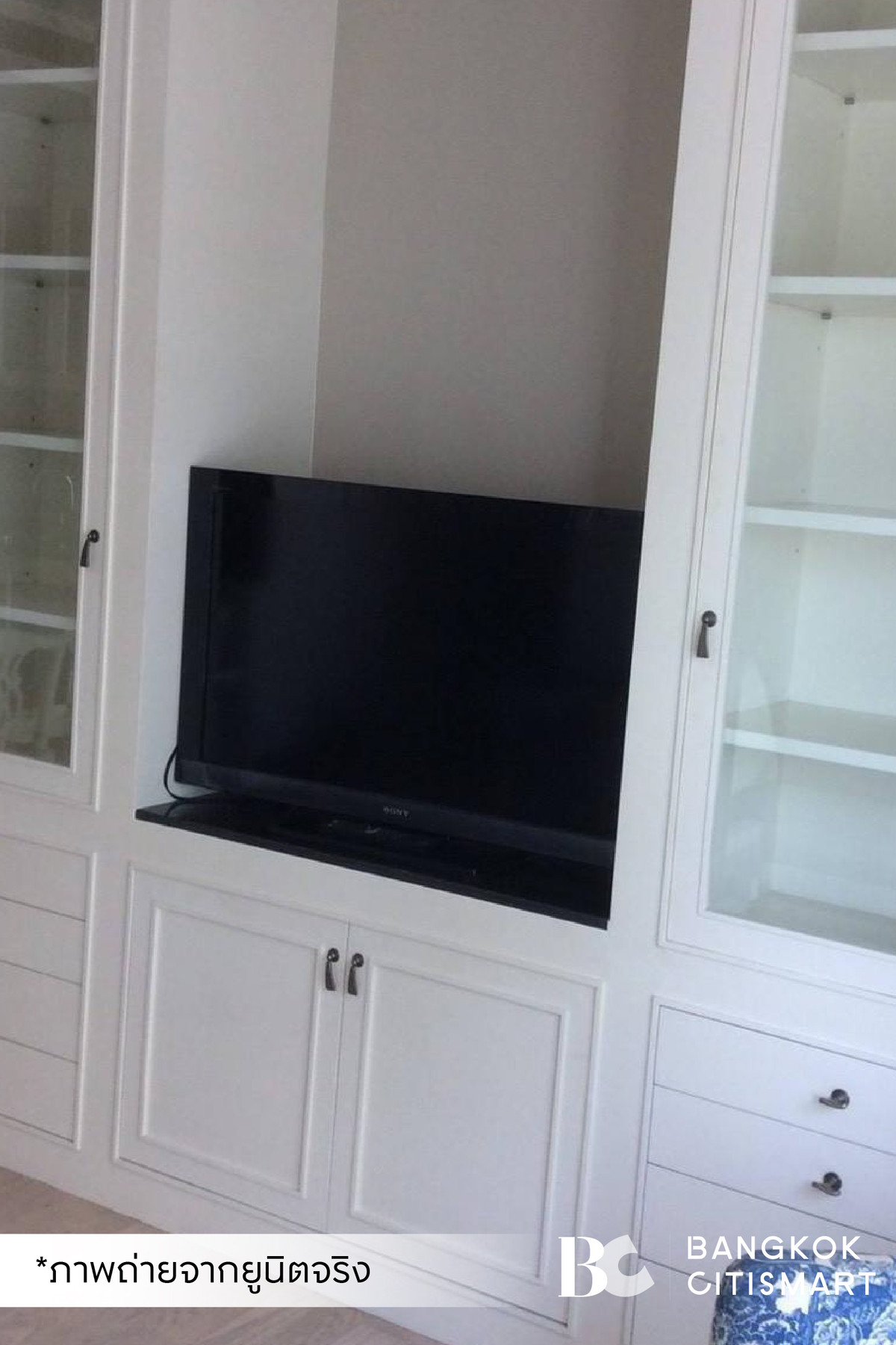 For RentCondoSukhumvit, Asoke, Thonglor : 🔥 Ready to move in Noble Remix (Sukhumvit 36) (2 bedrooms, 80 sq.m.) Spacious room with a lot of space. Interested: 095-370-1451 (Kate)