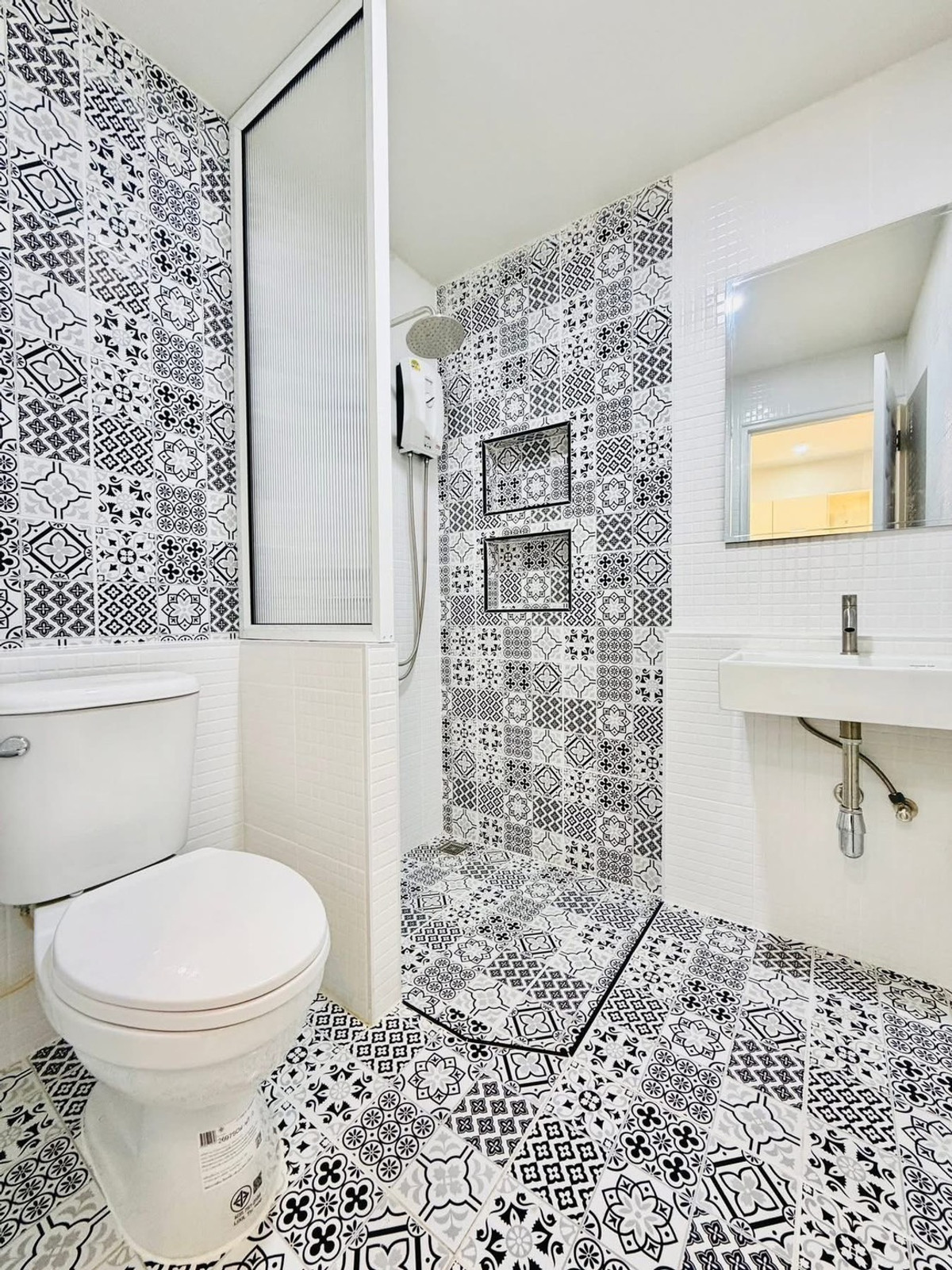 For SaleTownhomePattaya, Bangsaen, Chonburi : Townhouse Park Rungrueang / 2 Bedrooms (FOR SALE) AM104