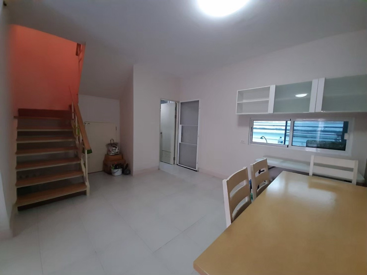 ให้เช่าทาวน์โฮมเกษตร นวมินทร์ ลาดปลาเค้า : ให้เช่า อารียาเดอะคัลเลอร์2 ลาดปลาเค้า 20,000บ ต่อเดือน