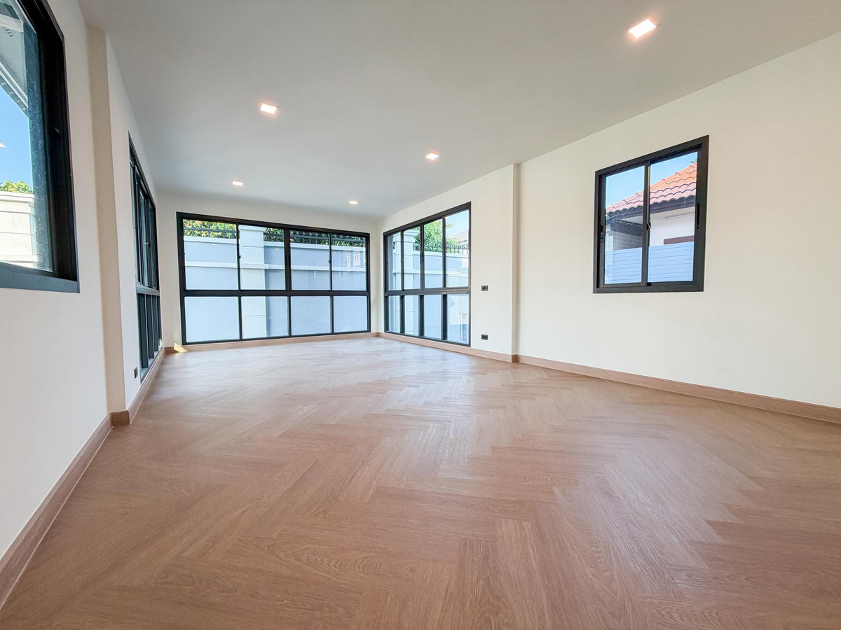 For SaleHousePinklao, Charansanitwong : Laddarom Pinklao / 4 bedrooms (for sale), Laddarom Pinklao / 4 Bedrooms (FOR SALE) AOM101