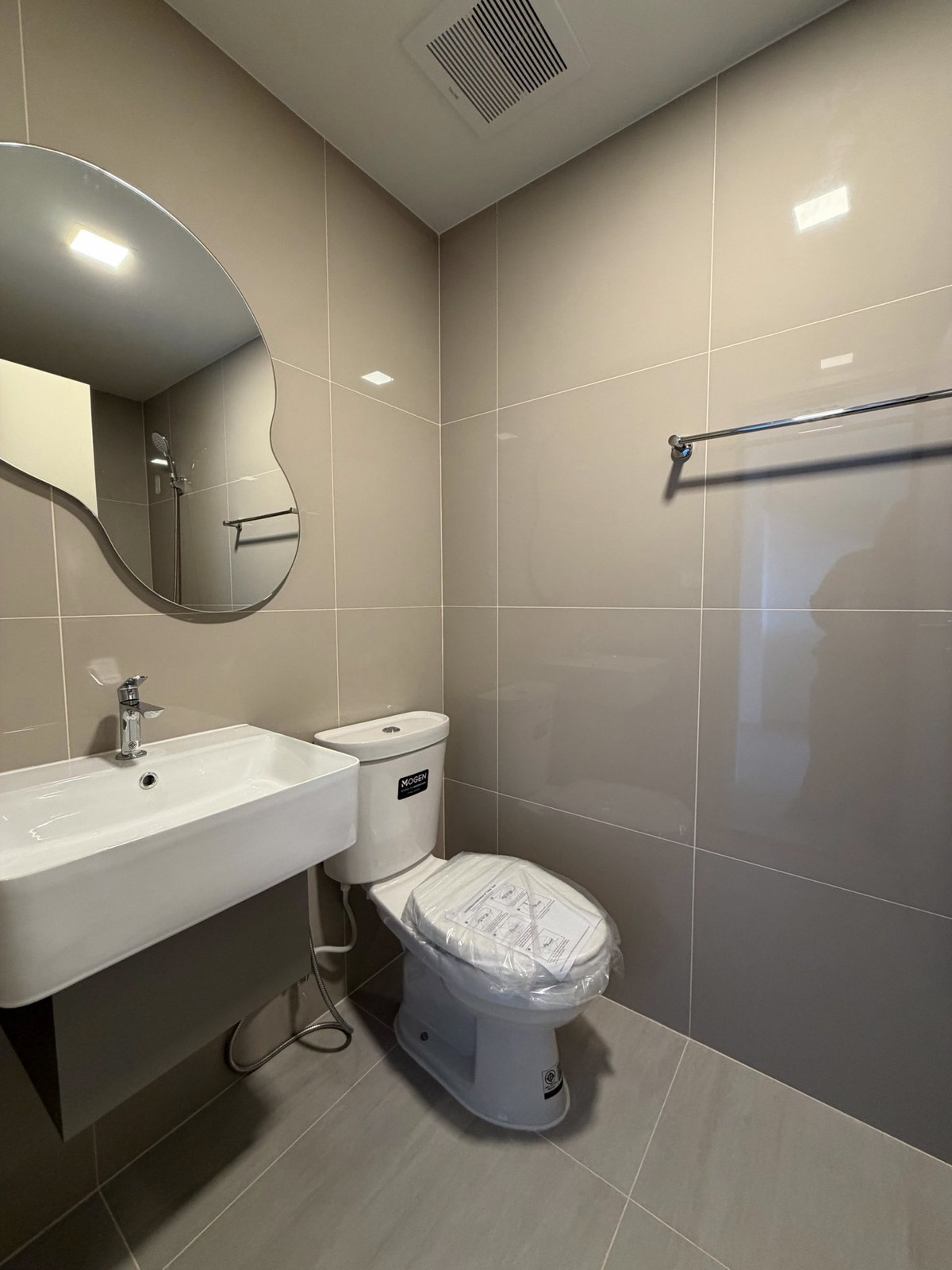 ให้เช่าคอนโดเกษตรศาสตร์ รัชโยธิน : COBE Kaset-Sripatum  🚝 คอนโดใหม่แกะกล่อง ติด BTS บางบัว 💕 ราคาดีมากค่ะ