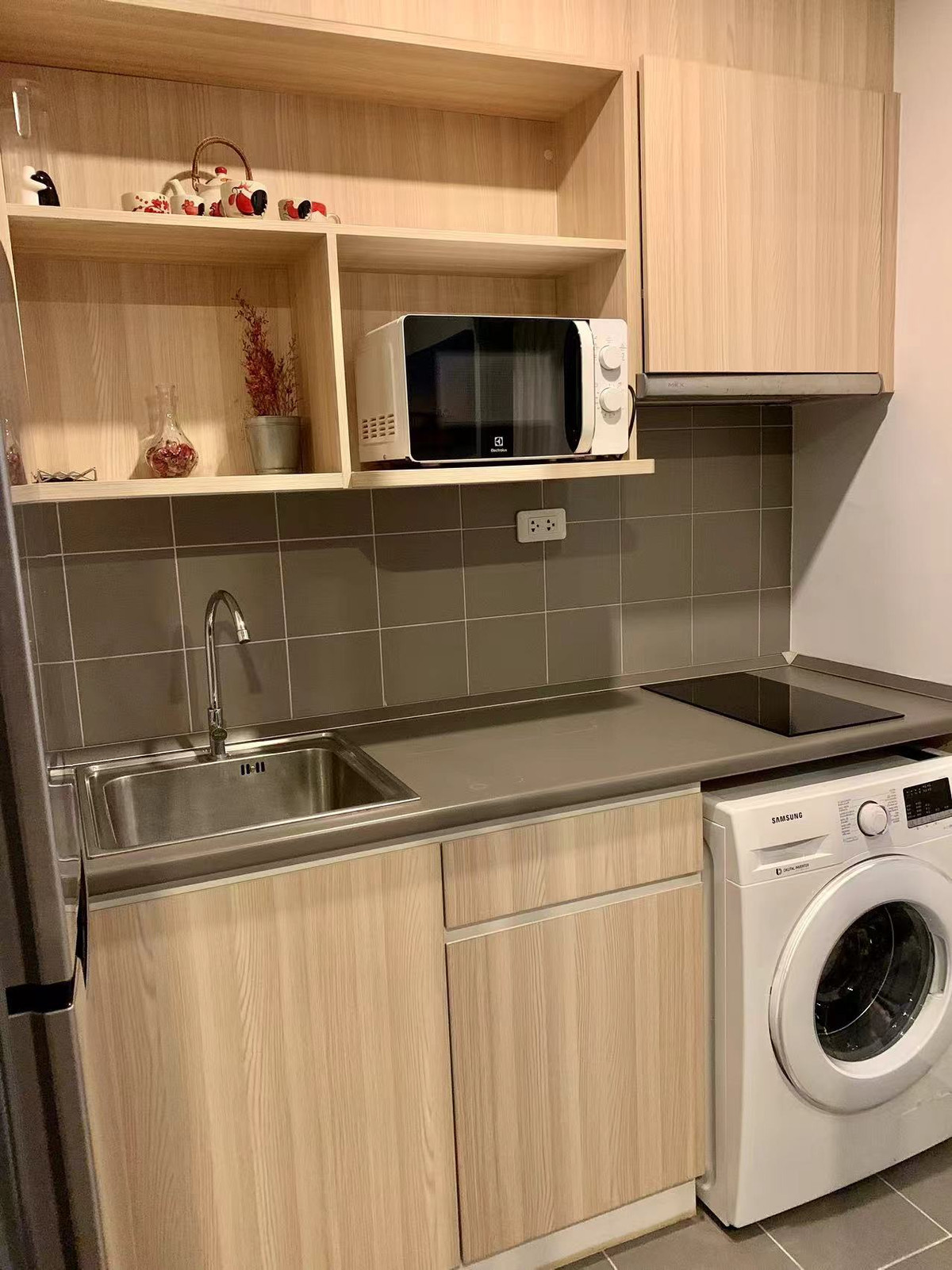 ให้เช่าคอนโดบางนา แบริ่ง ลาซาล : 🏡 ปล่อยเช่า IDEO O2 (บางนา)