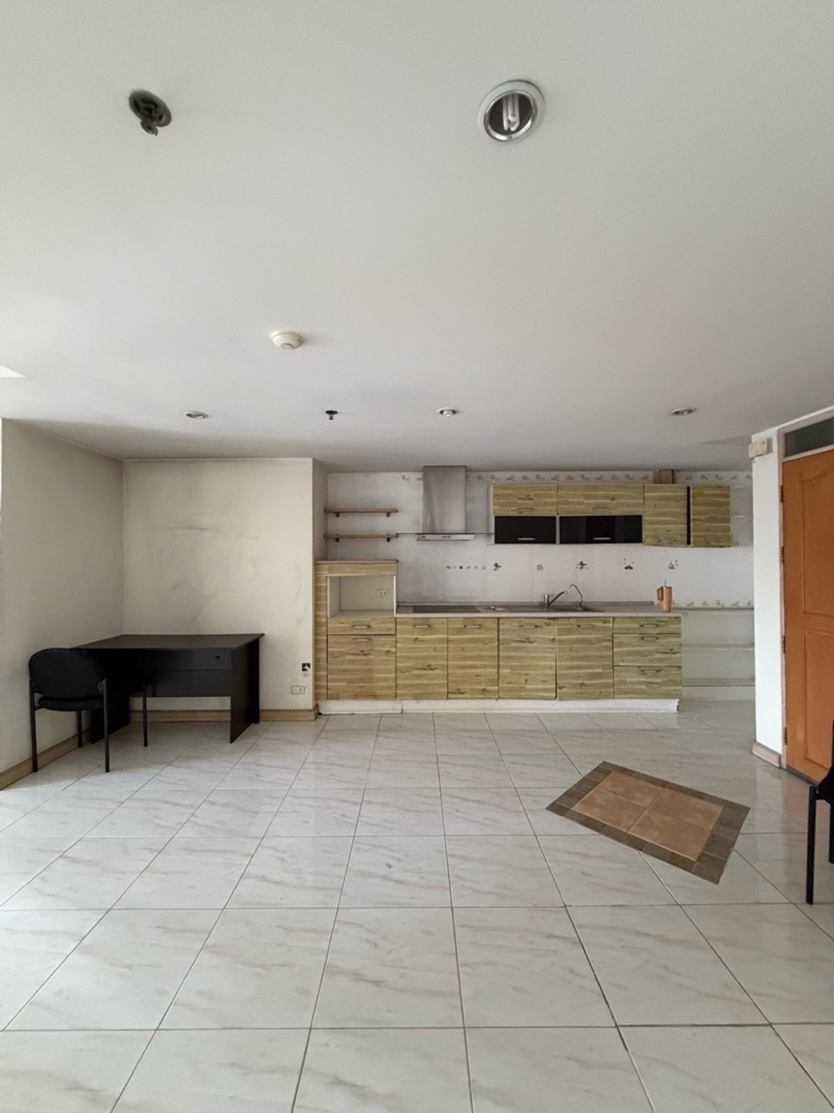 ขายคอนโดเกษตรศาสตร์ รัชโยธิน : ขายด่วน🔥ศุภาลัย ปาร์ค พหลโยธิน 21
(131 ตรม) 3 นอน 3 น้ำเพียง 9.8 ล้าน