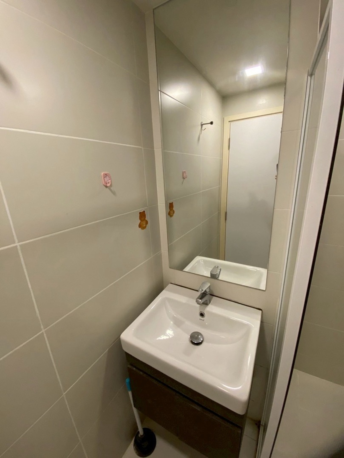 For RentCondoLadprao, Central Ladprao : atmoz ladprao15 good price ready to move in