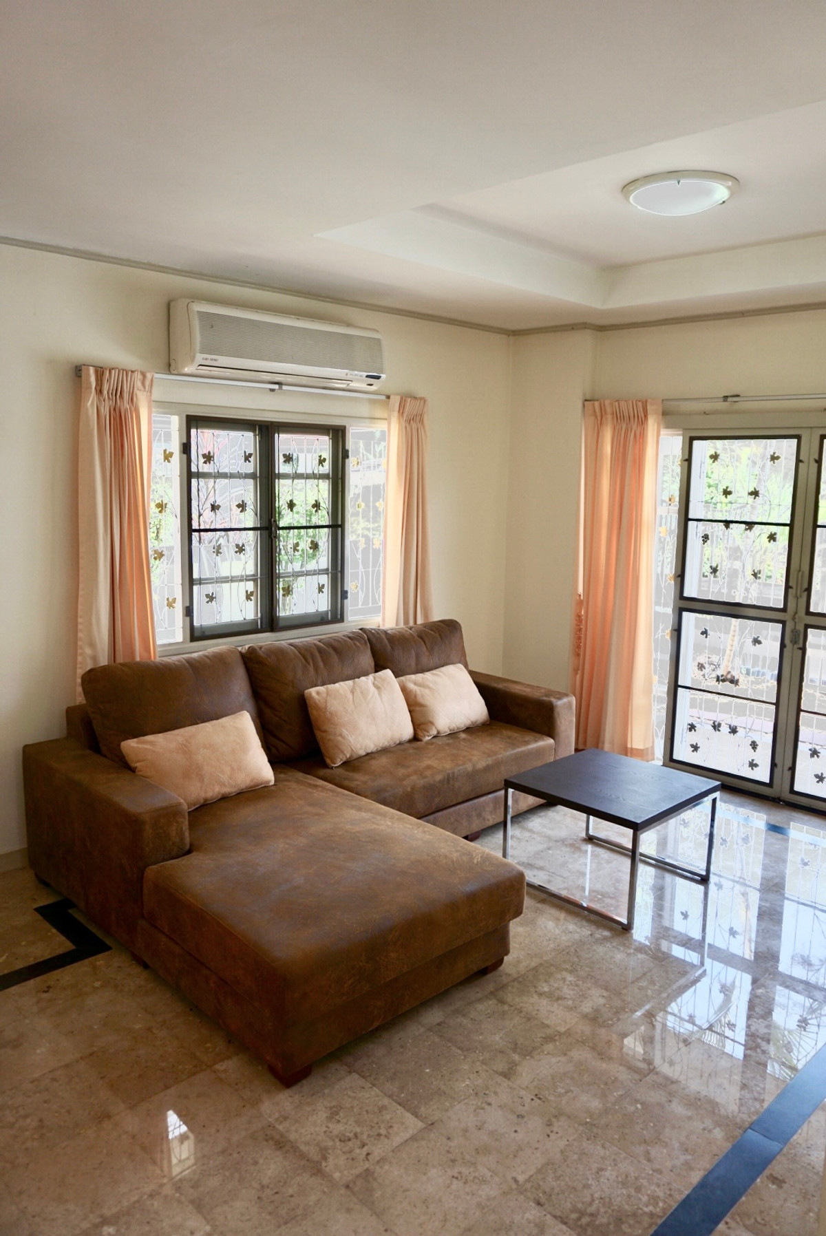 ให้เช่าบ้านมีนบุรี-ร่มเกล้า : บ้านเดี่ยวให้เช่าพร้อมเข้าอยู่ Parkway Chalet รามคำแหง 190