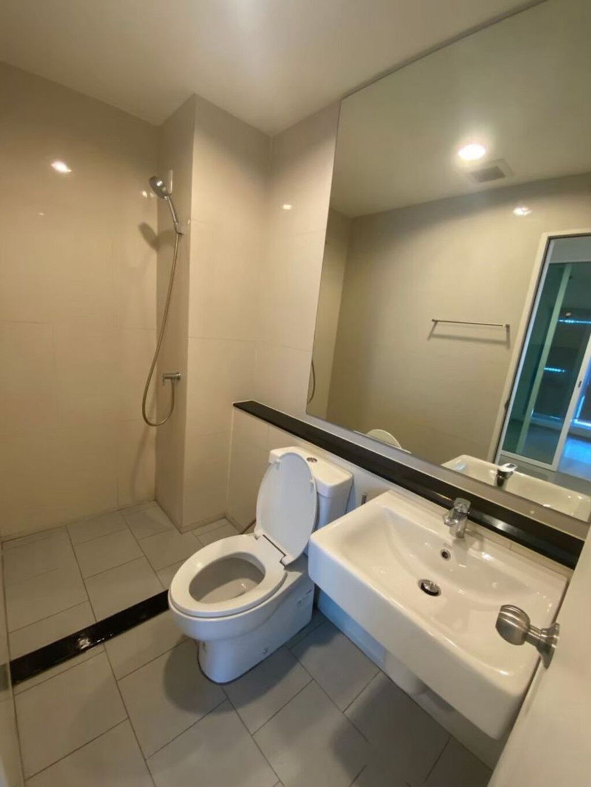 For RentCondoSamut Prakan,Samrong : For Rent Aspire Erawan Unit 62/1003 (Available 1/5/69)