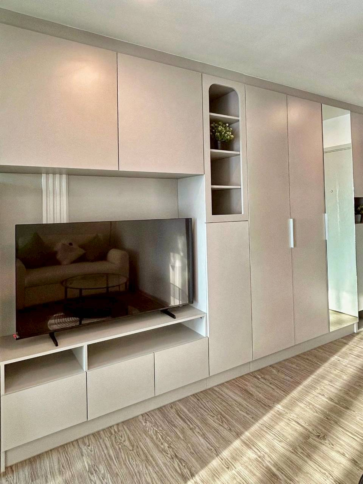 For RentCondoBangna, Bearing, Lasalle : ✅ REGBN134 ✅ Line : @p2nproperty