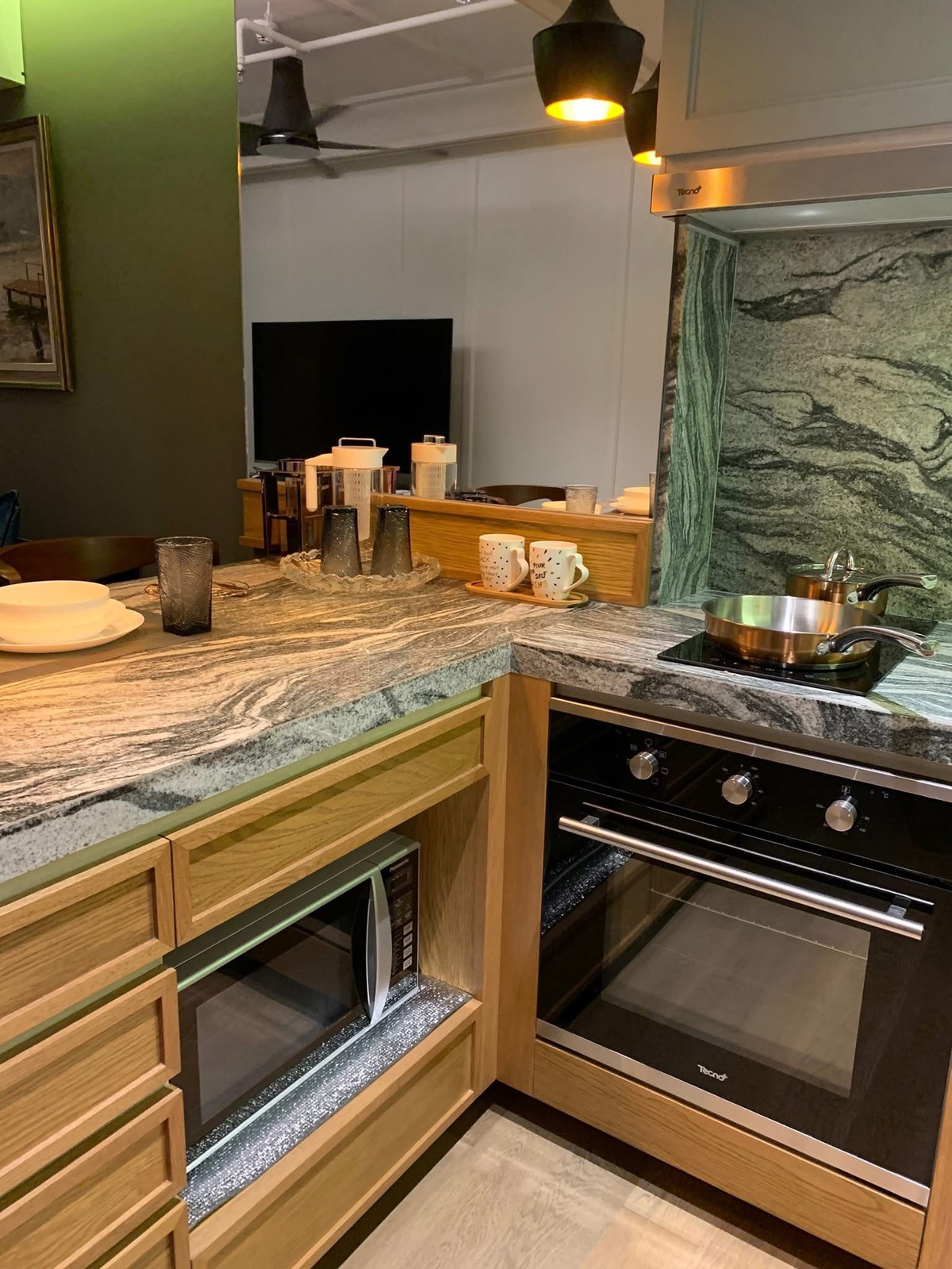 ขายคอนโดสีลม ศาลาแดง บางรัก : 🔥 ขาย 🔥 สเตท ทาวเวอร์ คอนโดมิเนียม - State Tower Condominium / 2 Bedrooms ATOM036