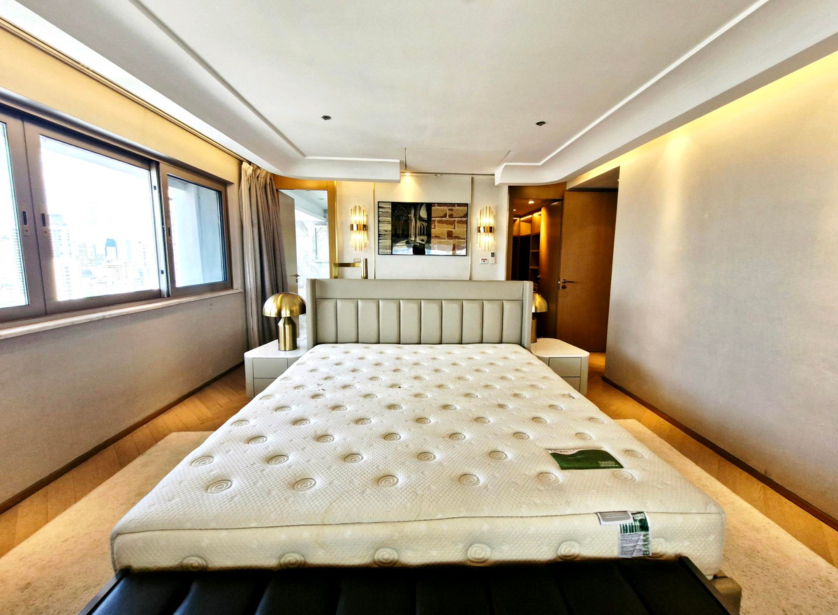 For SaleCondoSukhumvit, Asoke, Thonglor : (For Sale🔥) 📍 Le Raffine Sukhumvit24 : 3+1B5B 371sq.m. | Spacious 3 BR with private pool🌊 | 🚅 BTS Phromphong