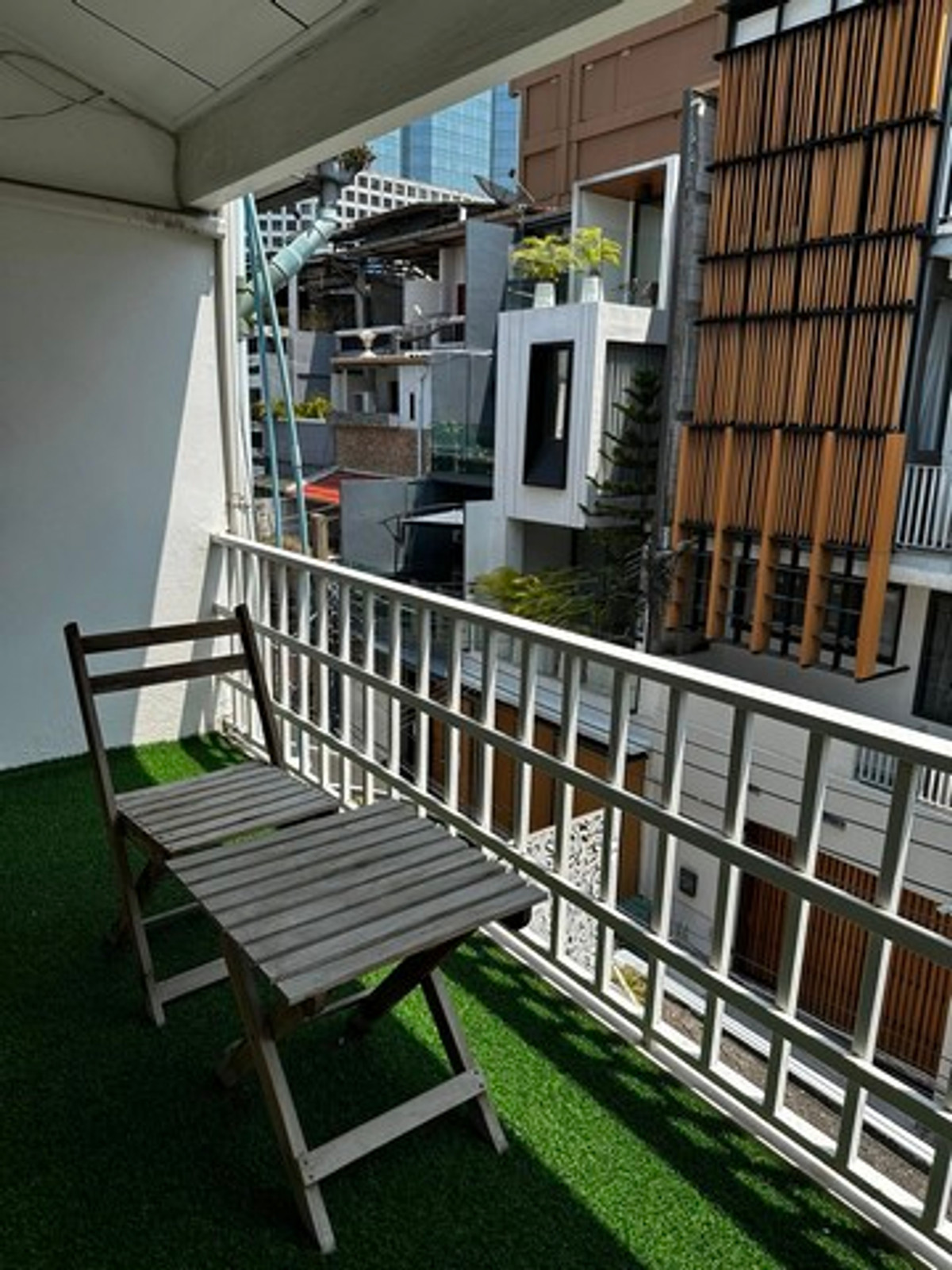 For RentTownhomeSathorn, Narathiwat : "HR3369 Townhouse for rent, 3.5 floors, beautifully renovated, Sathorn-Narathiwat area (Sathorn 9 / Narathiwat 4), Rare Item location in the heart of the CBD, answering both living and urban lifestyle needs.