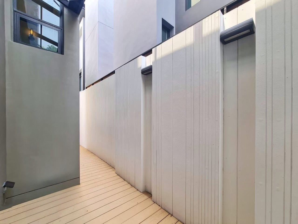 HouseOnnut, Udomsuk : House for rent at The Gentry Sukhumvit 101 project, price 200,000  baht with selling price [MKh260302]