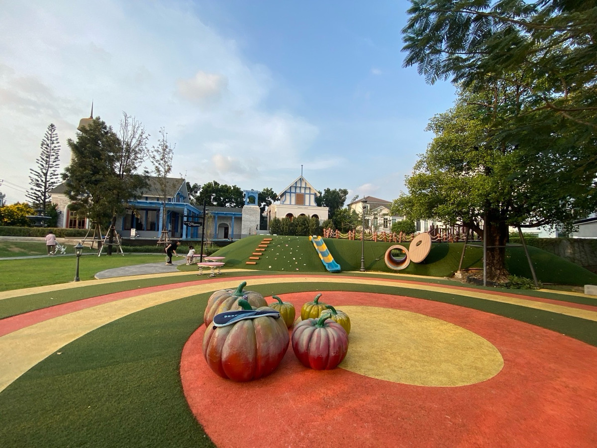 ให้เช่าทาวน์โฮมบางนา แบริ่ง ลาซาล : ให้เช่า| For rent ทาวน์โฮม 2-3 ห้องนอน หลังบ้านต่อเติมห้องเพิ่ม กว้างมาก+ติดแอร์ สามารถเพิ่มเติมเฟอร์นิเจอร์ได้ บ้านทำเลดี ตรงข้าม Mega Bangna หมู่บ้านสุดฮิต📍 Indy บางนา-รามคำแหง2 👍🏻