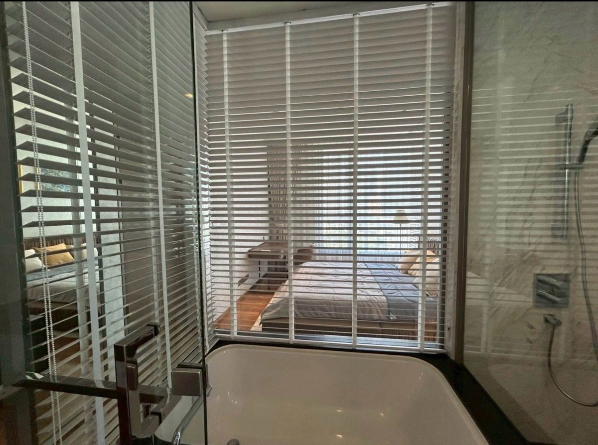 ขายคอนโดสีลม ศาลาแดง บางรัก : คอนโดวิวสวนลุมพินีแบบหายาก Freehold กลางศาลาแดง ทำเล CBD ดีมานด์สูง ใกล้ BTS ศาลาแดง  และ MRT ลุมพินี
