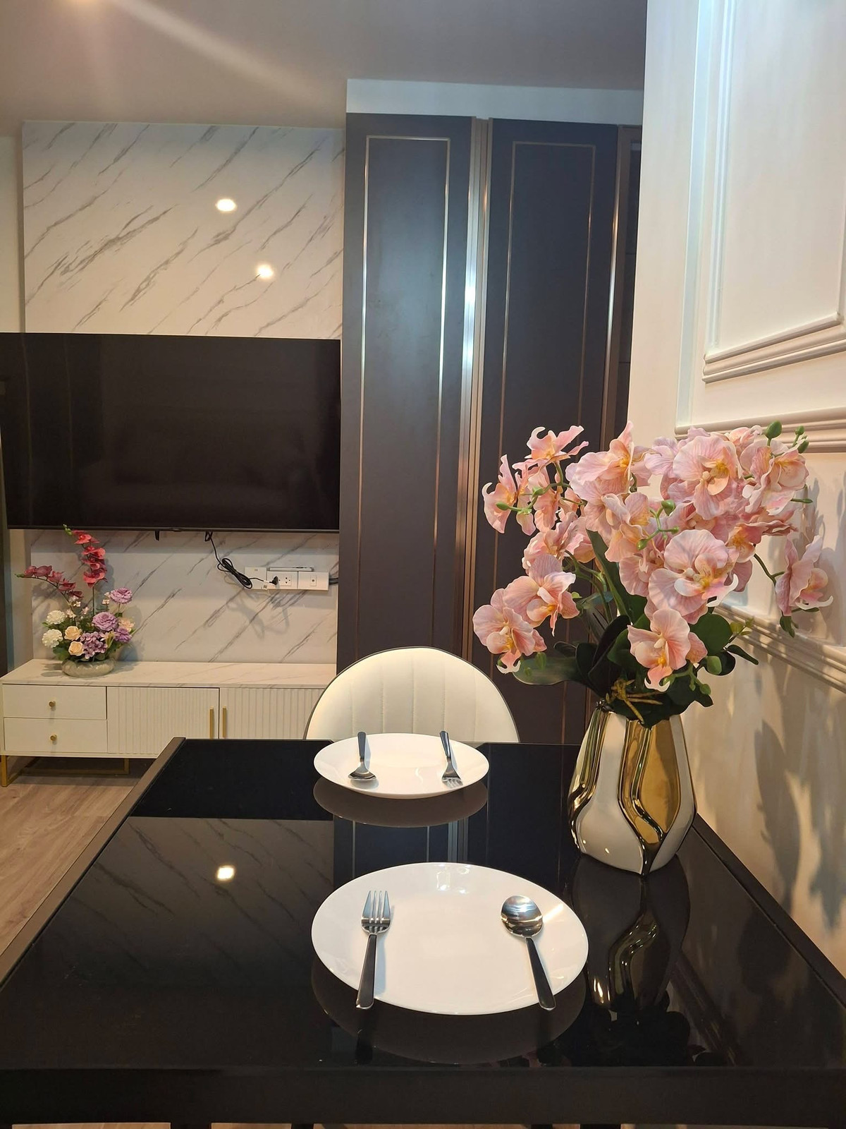 For RentCondoBangna, Bearing, Lasalle : For Rent ✨ Regent Home Bangna ✨ Fully furnished with appliances, near BTS Bangna.