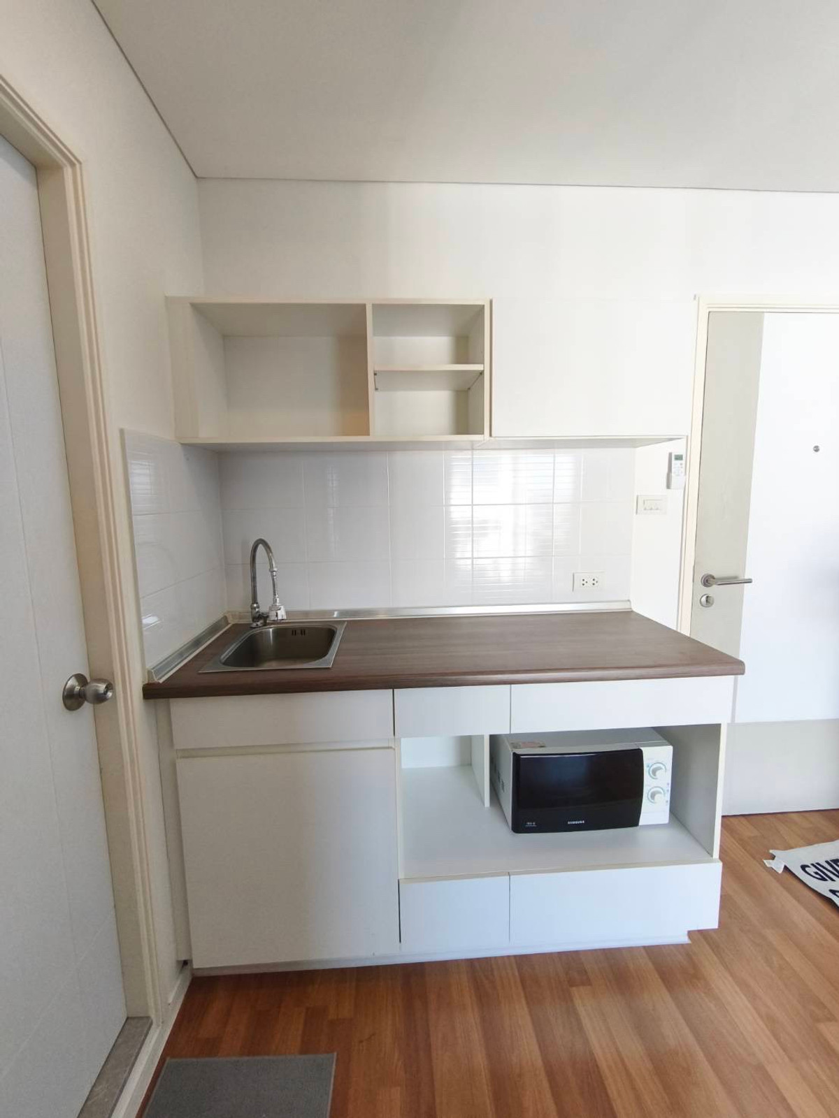 For RentCondoBangna, Bearing, Lasalle : Condo for rent, Lumpini Place Bangna Km. 3, Soi behind Central Bangna, near BTS Udomsuk / Bangna, ready to move in, very good price.