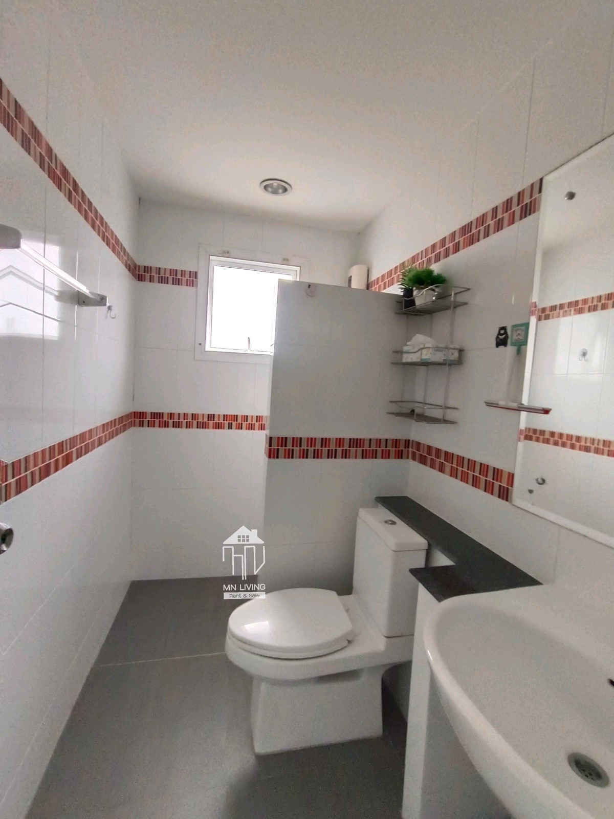 ให้เช่าบ้านปทุมธานี รังสิต ธรรมศาสตร์ : ให้เช่าบ้านเดี่ยว ทำเลดี ใกล้ ม. ธรรมศาสตร์ รังสิต ตกแต่งครบ โครงการ กฤษดา แกรนด์ พาร์ค พหลโยธิน - รังสิต