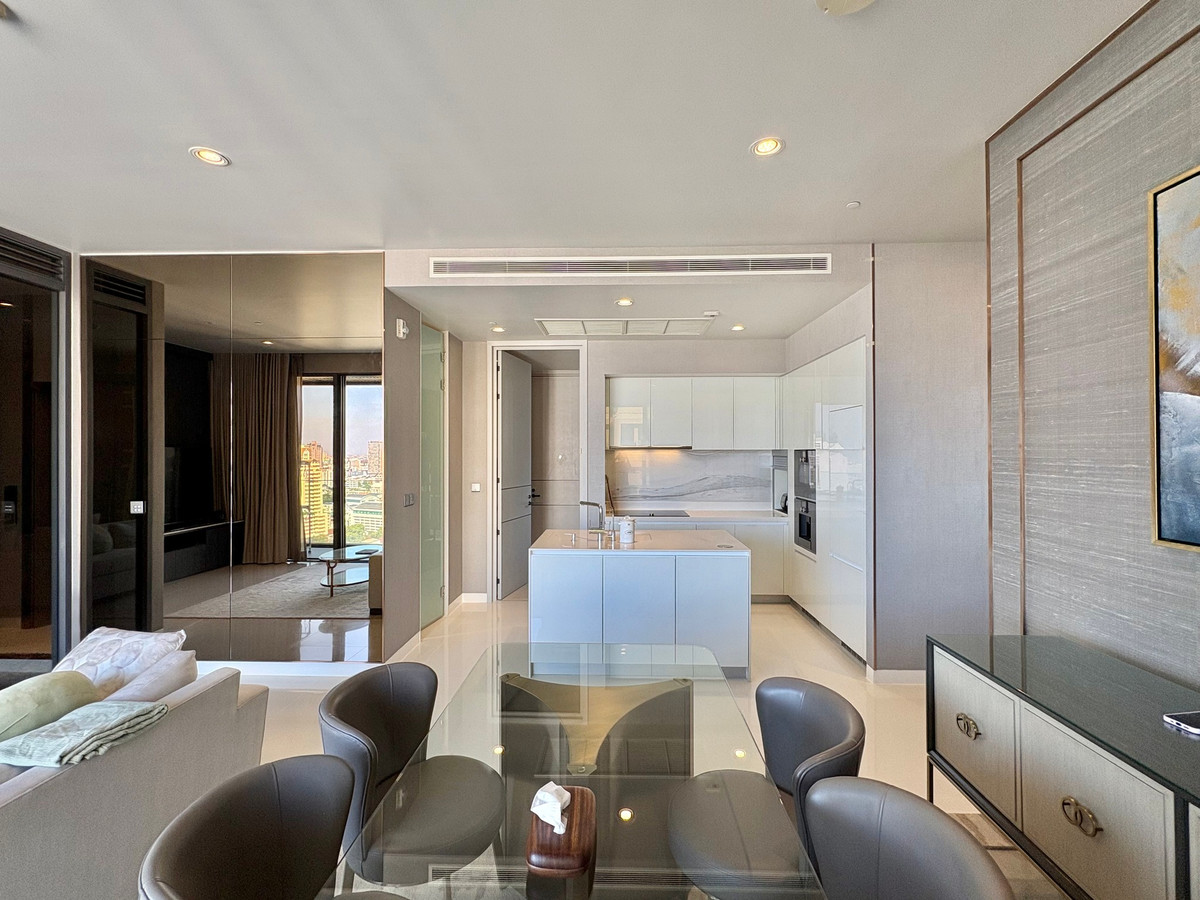 ขายคอนโดสุขุมวิท อโศก ทองหล่อ : SALE 2-Bedroom unit at Vittorio Sukhumvit 39,  Contact 062-496-6454