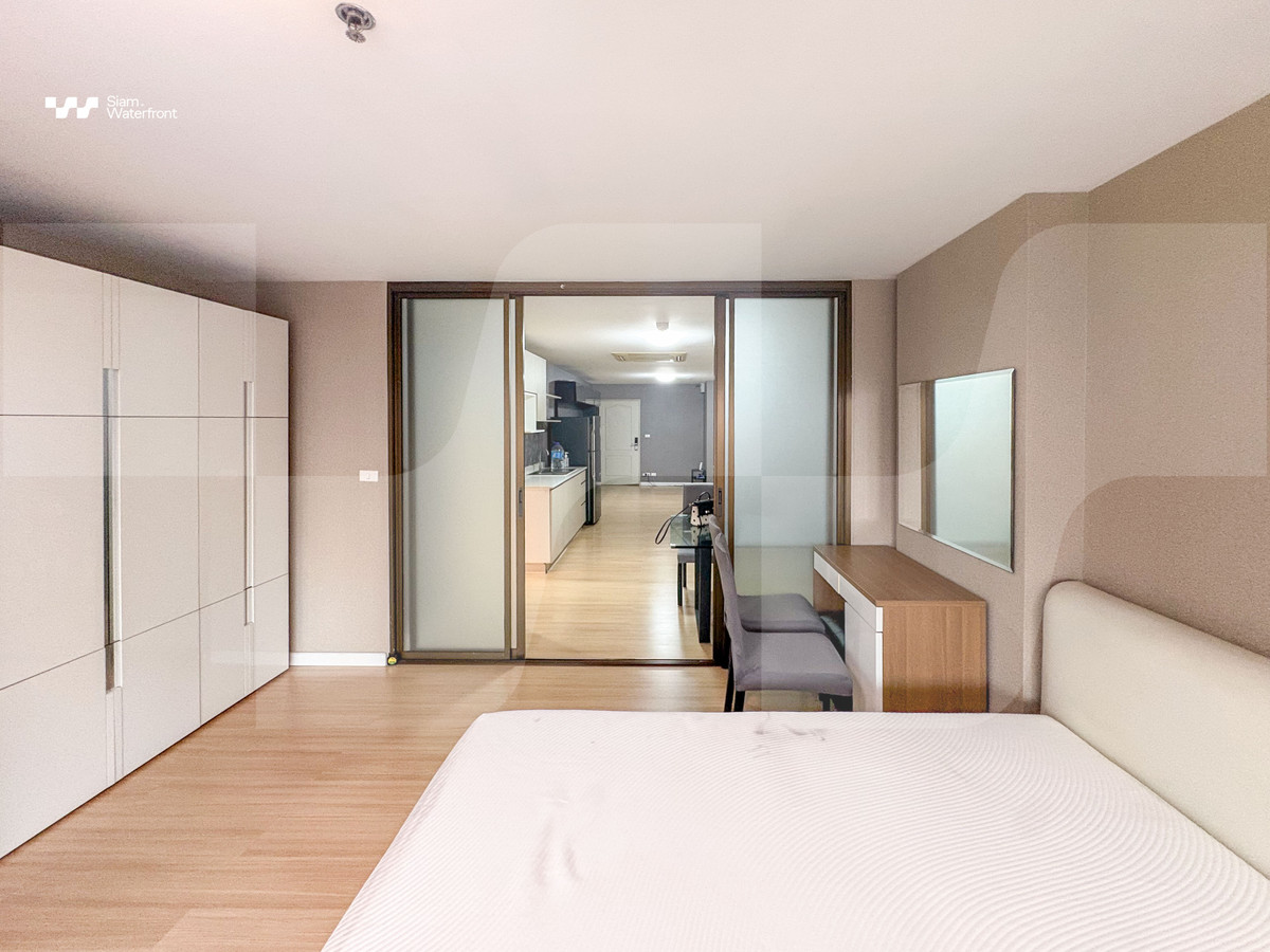 For SaleCondoSilom, Saladaeng, Bangrak : 🔥For Sale, Best Deal🔥 State Tower Silom 1 bedroom 68sqm, 28th floor, city view, beautifully decorated.