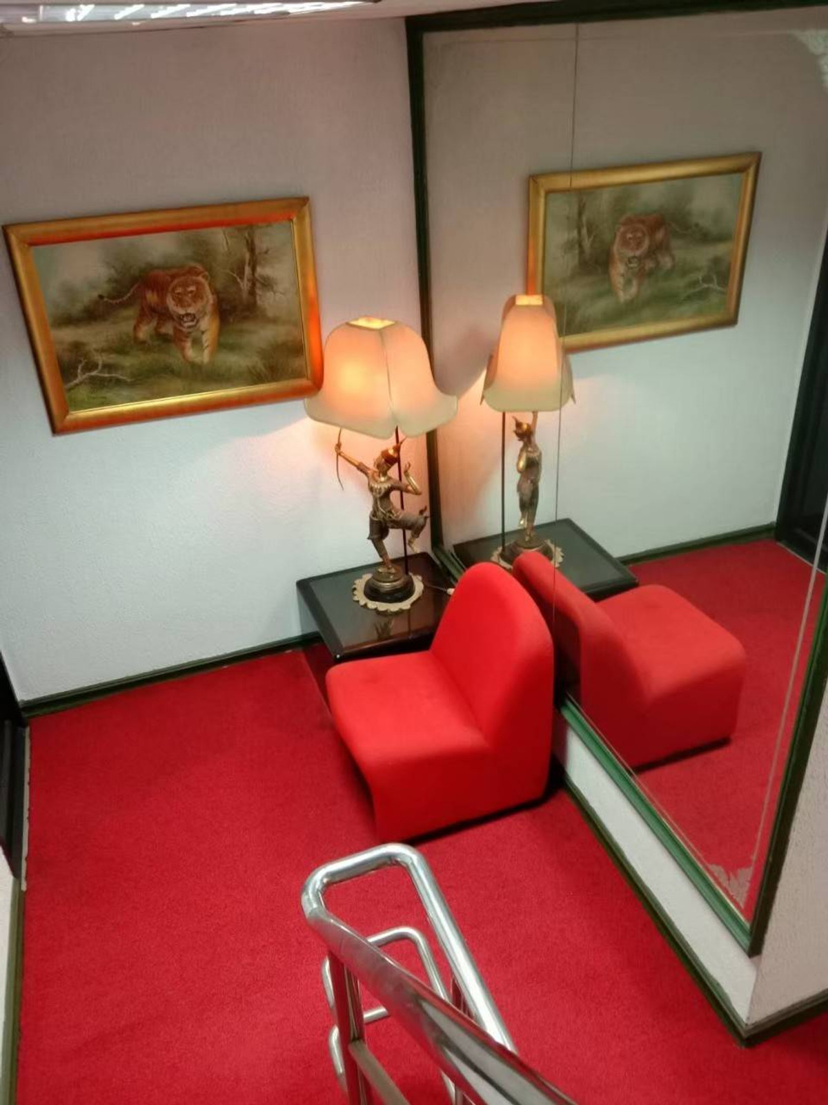 For SaleHome OfficeLadprao, Central Ladprao : 96382 - Home office for sale and rent, Nakniwat 2, 6 work rooms, 3 bathrooms, office furniture with 240 sq m, width 4.6*16 meters.