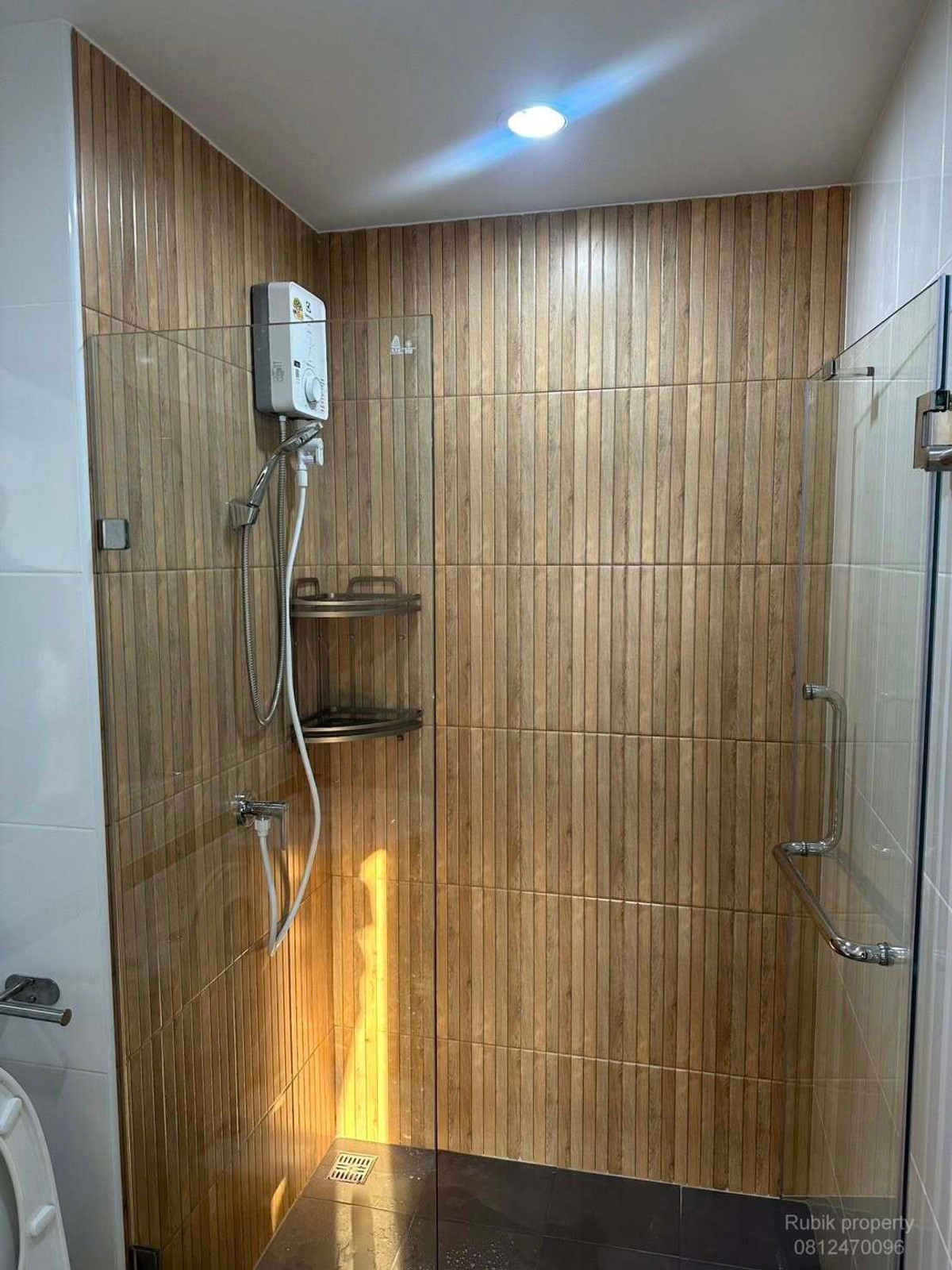 For RentCondoKasetsart, Ratchayothin : 🏙 **Condo for rent HI Kaset–Senanikhom Station (Phahonyothin 34)** RB1833, new room, never rented out, location near BTS Senanikom 🚄✨