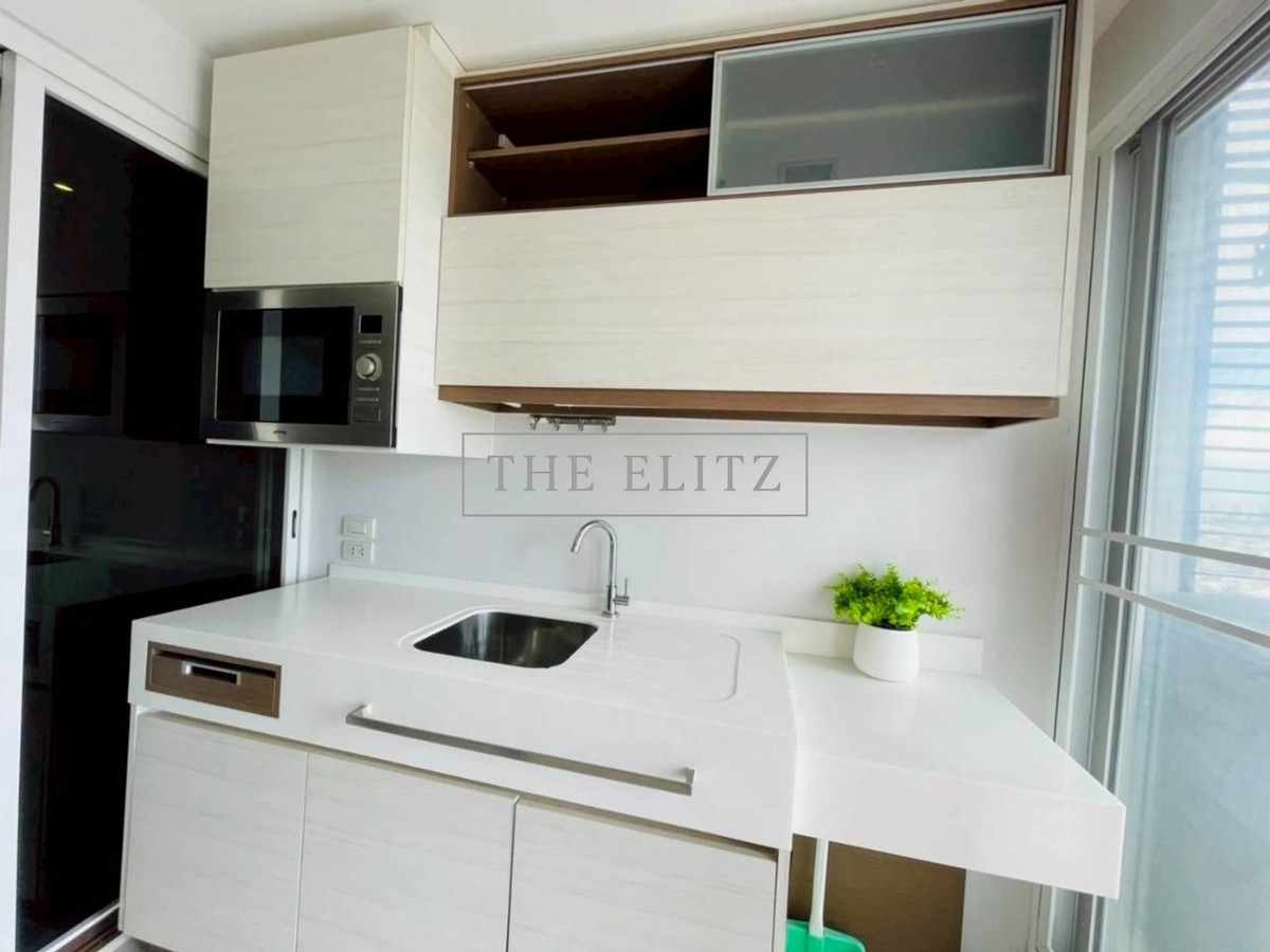 For RentCondoThaphra, Talat Phlu, Wutthakat : ✨ Experience a higher standard of living than The Room Sathorn–Taksin. Live life through tastefully designed spaces. To support every moment of life