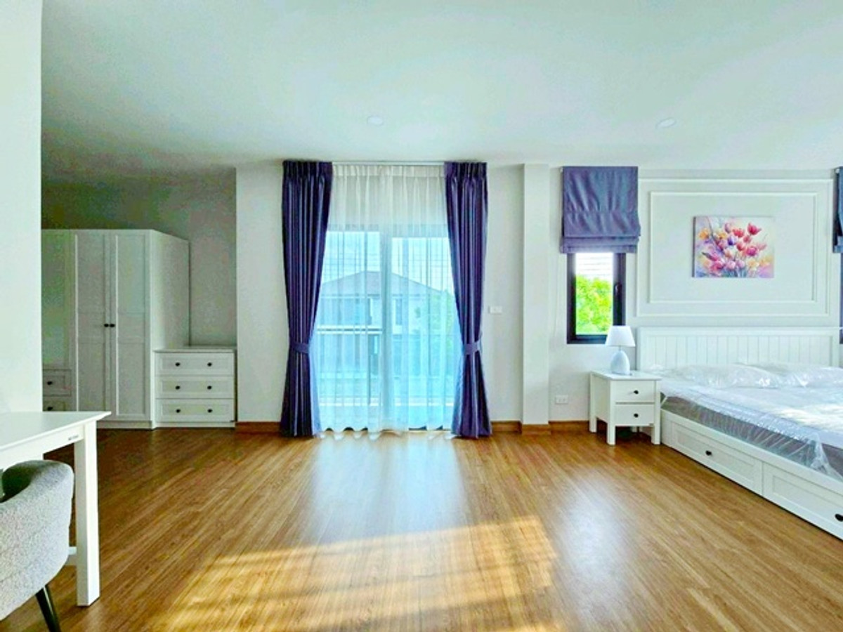 ให้เช่าบ้านวิภาวดี ดอนเมือง หลักสี่ : สนามบินดอนเมือง ช่างอากาศอุทิศ บ้านเดี่ยว 2 ชั้น 4 นอน 5 น้ำ ใกล้ รร.นานาชาติ Harrow 800 ม. สนามบินดอนเมือง 100 ตร.ว.252 ตร.ม.บ้านหลังมุม