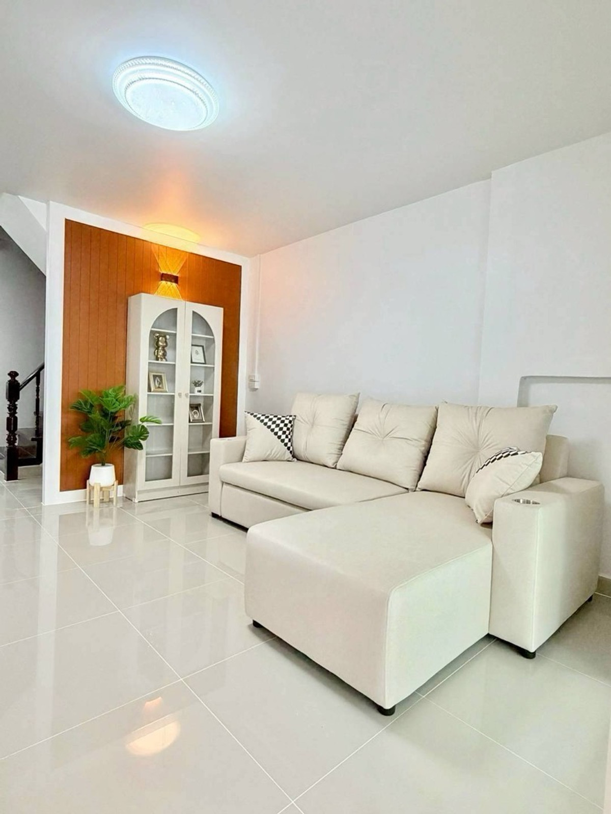 ขายบ้านนนทบุรี บางใหญ่ บางบัวทอง : ฟรีค่าธรรมเนียมการโอนภาษีและอากร