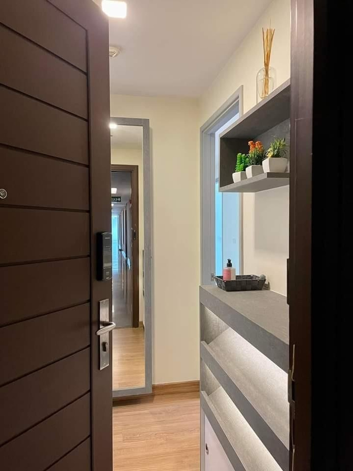 ให้เช่าคอนโดพระราม 9 เพชรบุรีตัดใหม่ RCA : ✅ TRU104 ✅ Line : @p2nproperty 