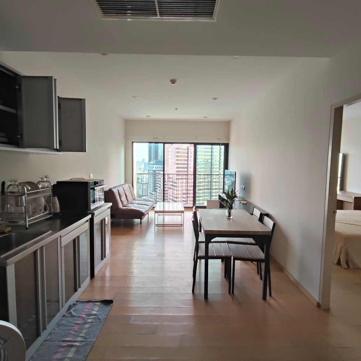 ให้เช่าคอนโดอารีย์ อนุสาวรีย์ : 🔥Available 🔥Noble Reform 1B1B 49sqm. 28K/Month Call Ms.Angel(Aumi) 0658209572