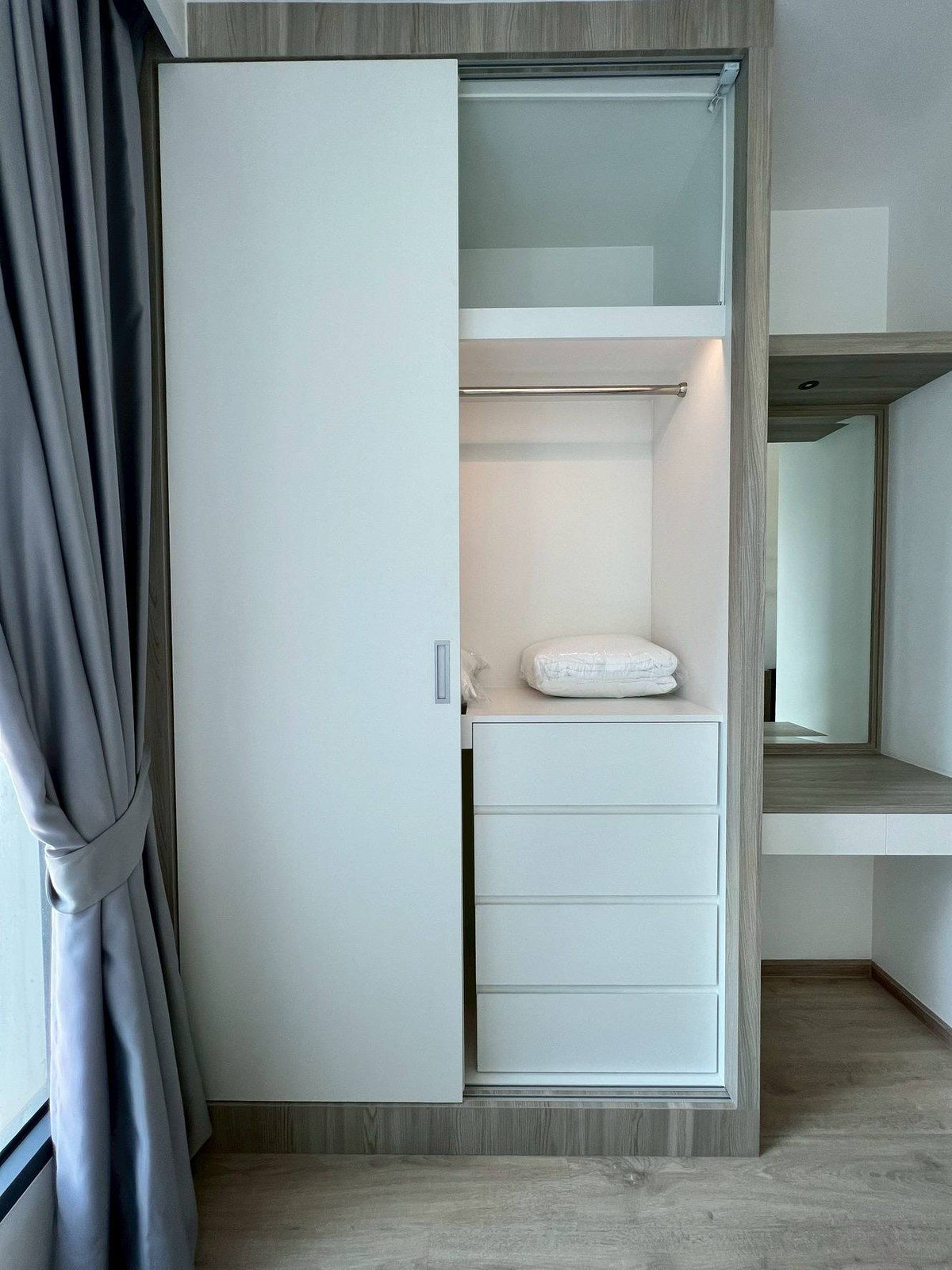 ขายคอนโดสยาม จุฬา สามย่าน : Ideo Q Chula Samyan【𝐒𝐄𝐋𝐋 & 𝐑𝐄𝐍𝐓】🔥ดีไซน์เฉียบ สื่อความโมเดิร์นเต็มตัว🔥 ติดต่อไลน์ไอดี: @hacondo