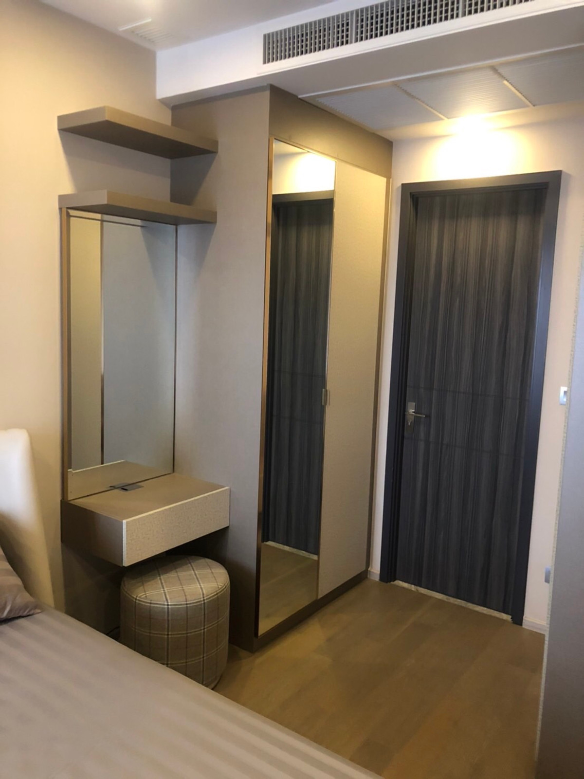 For RentCondoSukhumvit, Asoke, Thonglor : For Rent: Ashton Asoke, 27,000 THB [MKr260409]