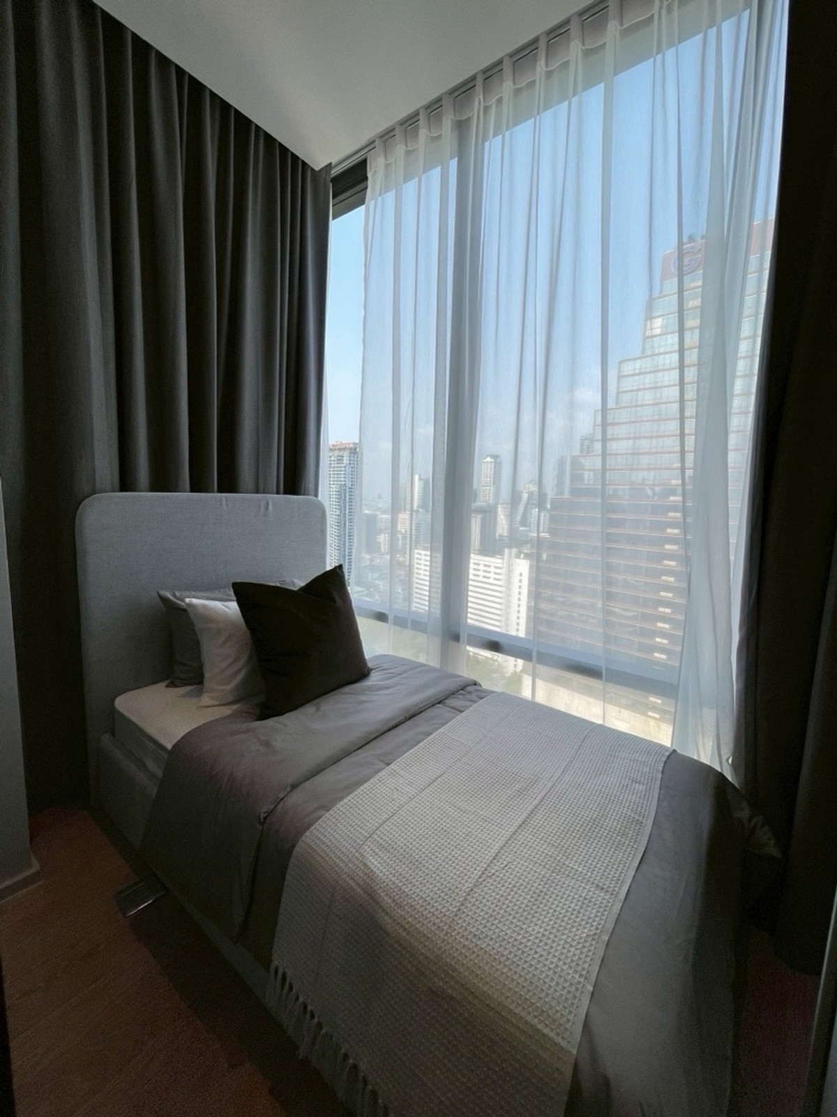 ขายคอนโดสีลม ศาลาแดง บางรัก : ห้องแบบนี้ “หลุดแล้วหลุดเลย” ไม่มีสำรอง ⚡
🔥Rare Item 2Bed 49sq.m. 💰10.72MB.
📞Phat 064-642-8664