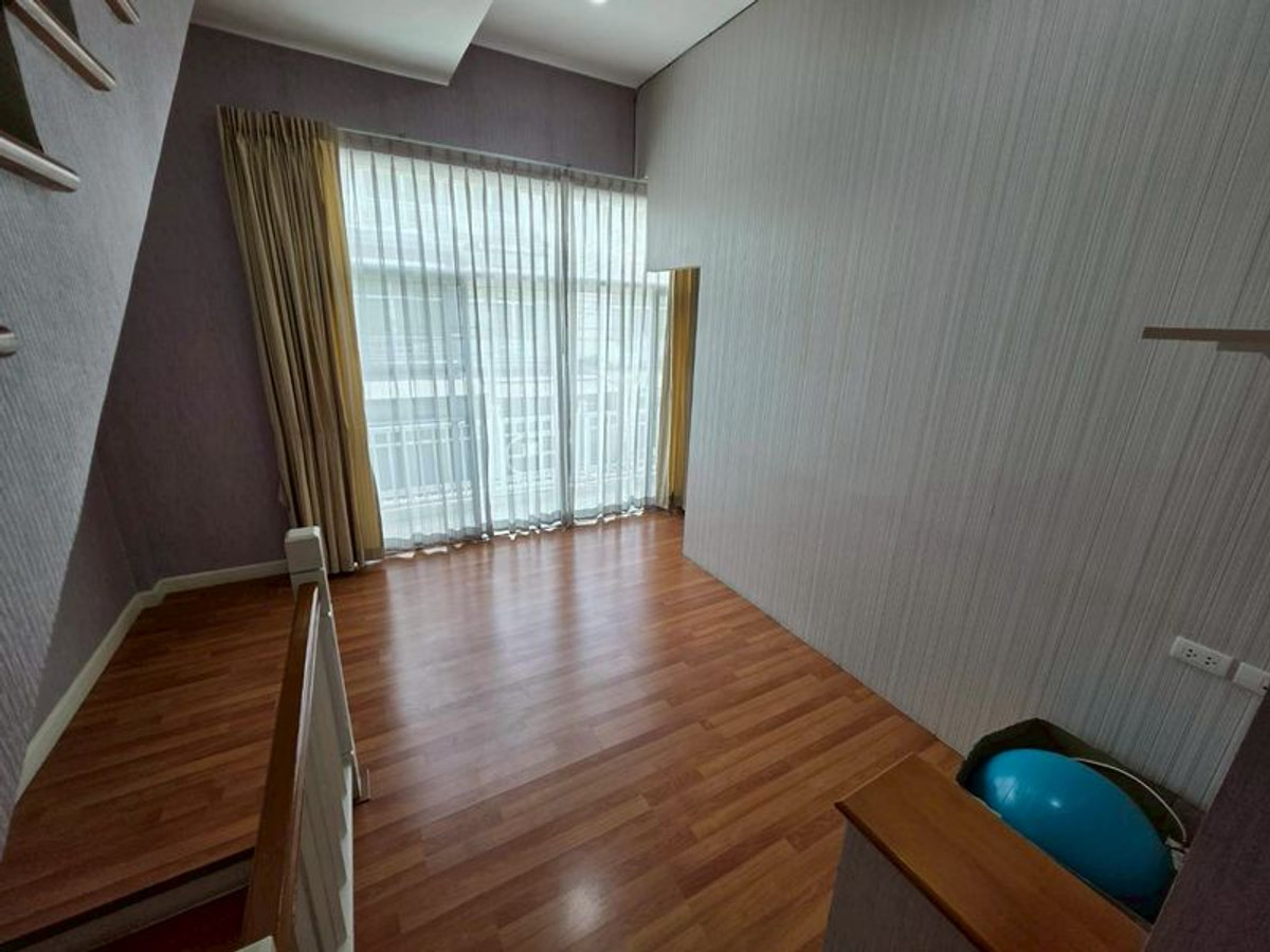 For SaleTownhomeLadkrabang, Suwannaphum Airport : The Metro Rama 9 / 3 Bedrooms (FOR SALE), The Metro Rama 9 / 3 Bedrooms (For Sale) FON301