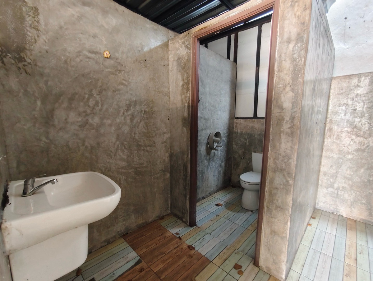 ให้เช่าร้านค้า/ตลาดนัดสะพานควาย จตุจักร : ให้เช่า พื้นที่ธุรกิจ 320 ตารางเมตร ติดถนนวิภาวดี MRT จตุจักร สำหรับ ร้านอาหาร ส้มตำ ชาบู หมูกระทะ ก๋วยเตี๋ยว แจ่วฮ้อน บุฟเฟต์ อาหารทะเล ซีฟู้ด ปิ้งย่าง ทำเลดี