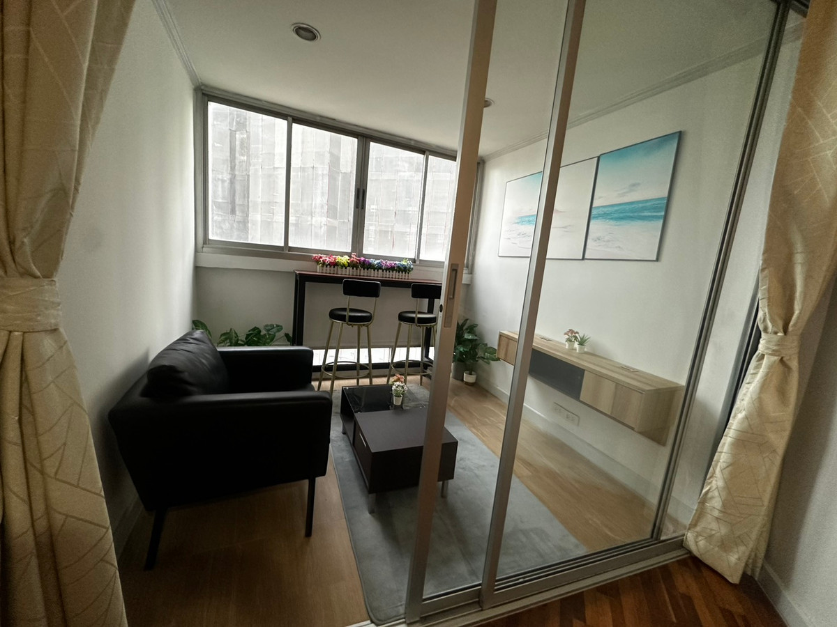 For RentCondoSukhumvit, Asoke, Thonglor : Tai Ping Tower – 3 Bed / 2 Bath, 22nd Floor for rent at 45k