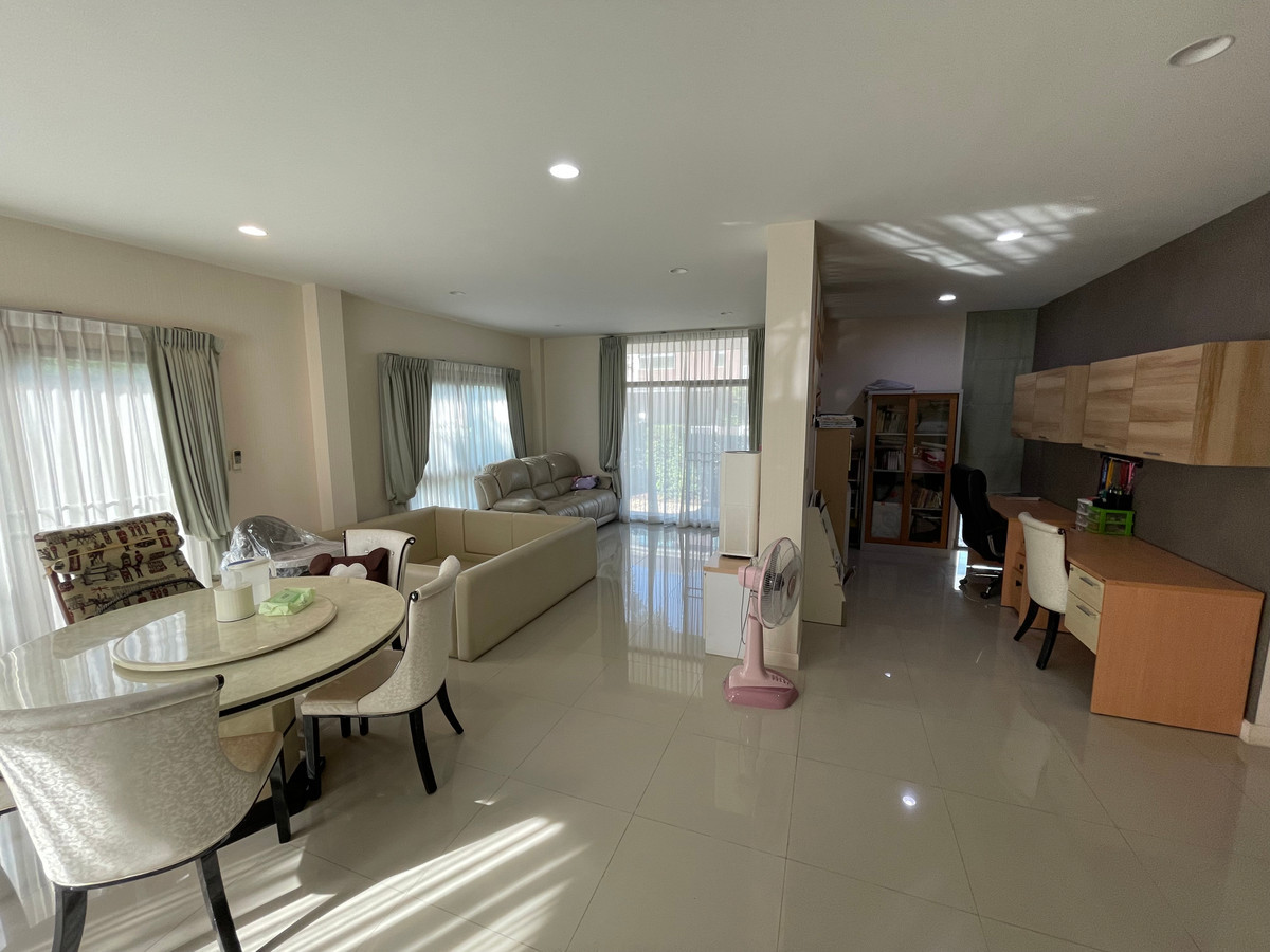 ให้เช่าบ้านนนทบุรี บางใหญ่ บางบัวทอง : ปล่อยเช่าบ้านเดี่ยว เพอร์เฟค เพลส รัตนาธิเบศร์ - สถานีไทรม้า ใกล้ MRT สายสีม่วง