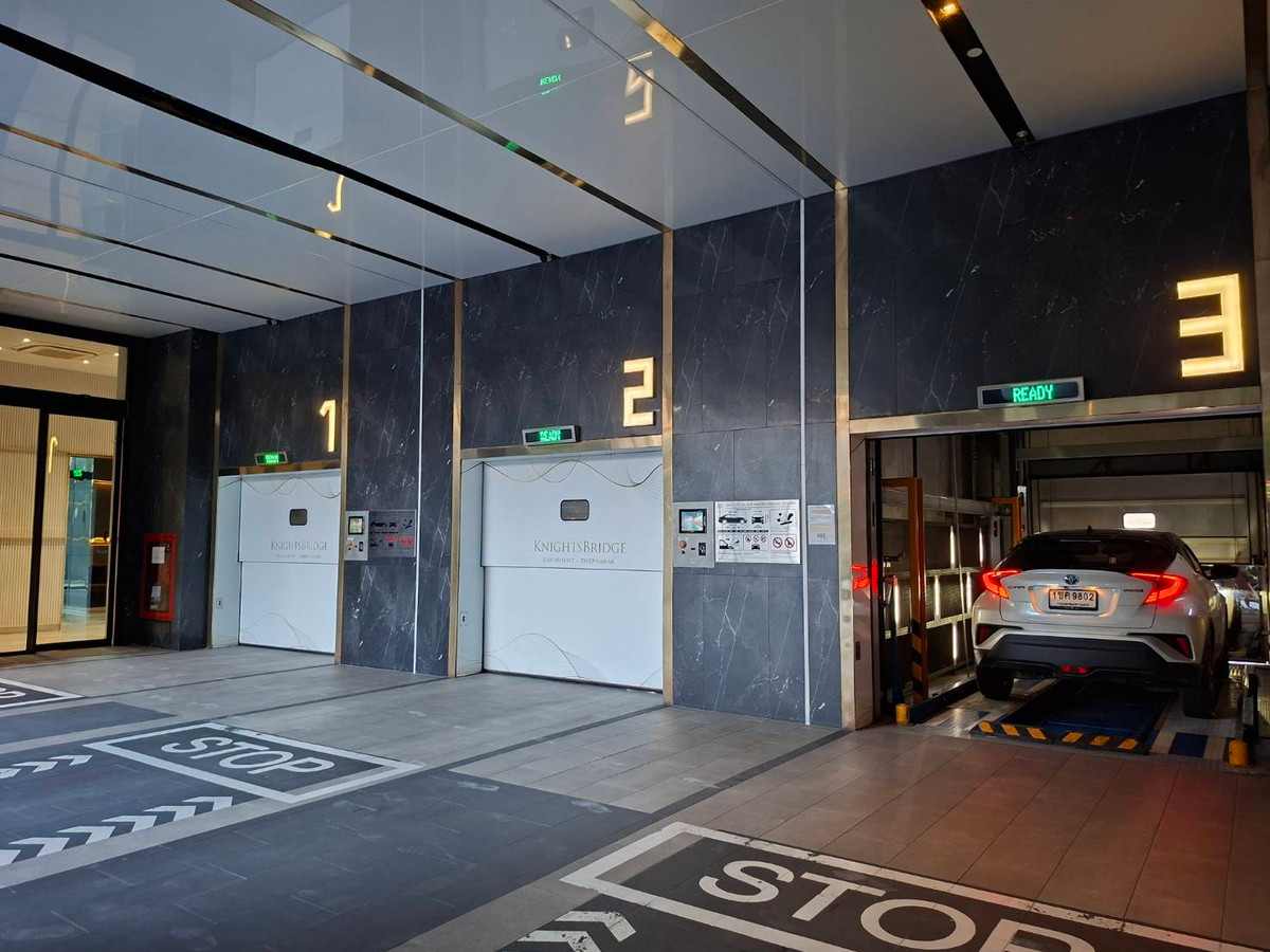 For RentCondoSamut Prakan,Samrong : Urgent for rent, low price 10,000 baht, next to Thippawan MRT, ready to move in, get 6 months, Knightsbridge Sukhumvit Theparak 089-6620022