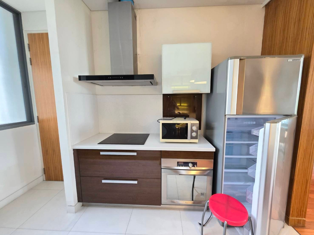 คอนโดสุขุมวิท อโศก ทองหล่อ : Domus Sukhumvit 16: 2+1 bed 3bath 167sqm. Sell: 45,000,000 Rent: 110,000/mth. Am: 0656199198