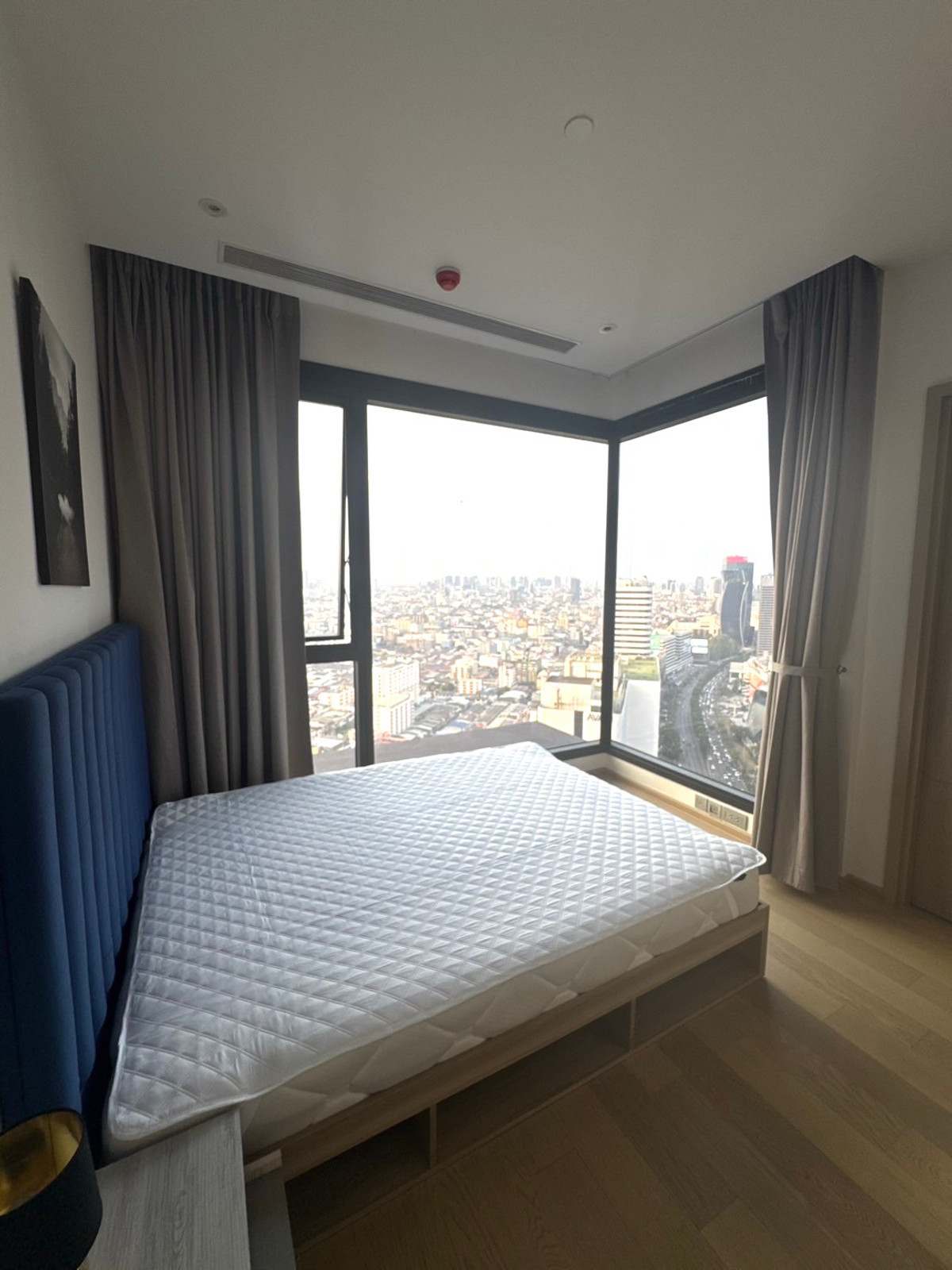 ให้เช่าคอนโดพระราม 9 เพชรบุรีตัดใหม่ RCA : ให้เช่า คอนโด  Ashton Asoke Rama 9  2 ห้องนอน 91 ตร.ม.  ตกแต่งครบ พร้อมเฟอร์นิเจอร์ครบ