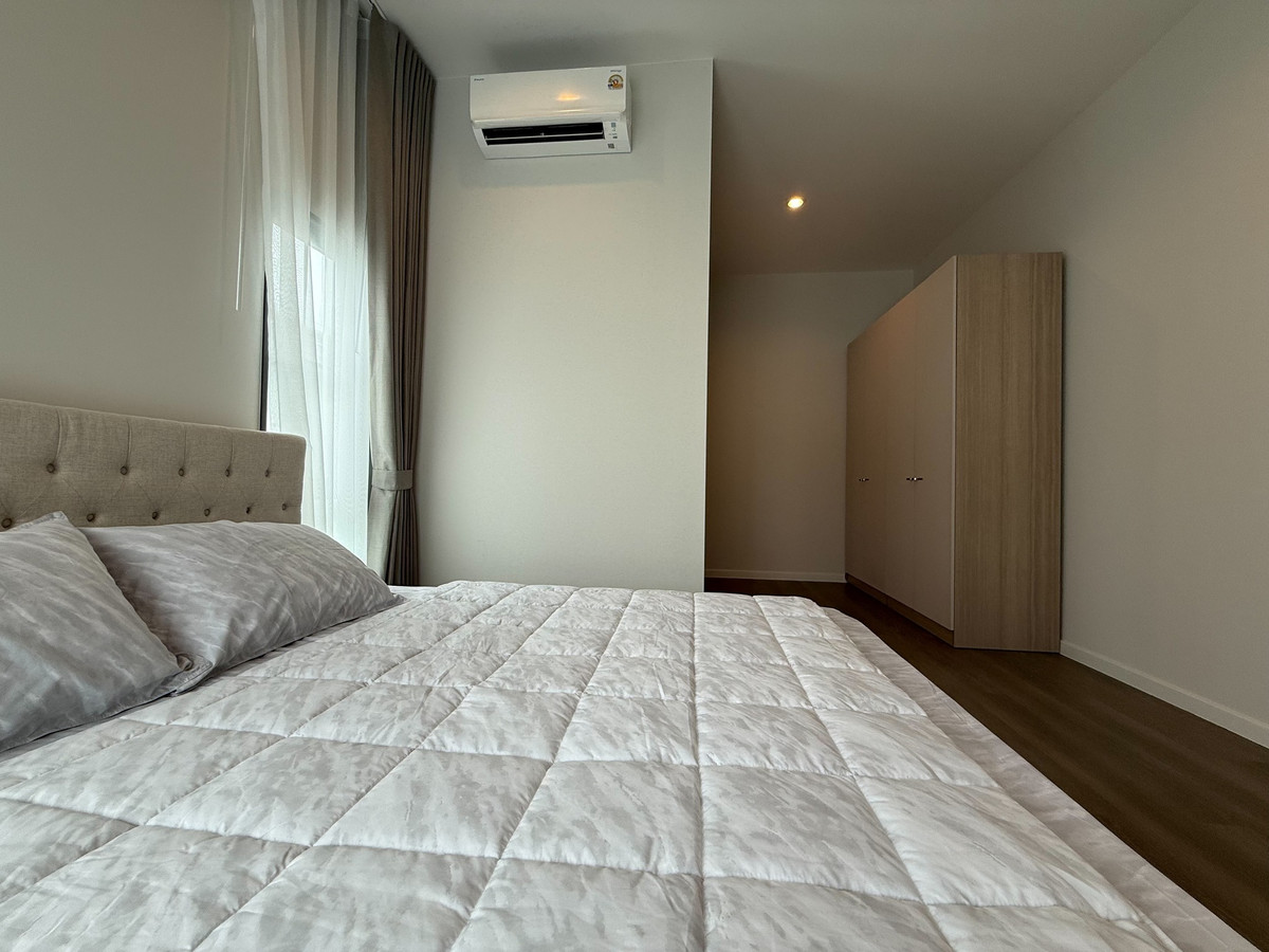 For SaleHouseBangna, Bearing, Lasalle : Single house Setthasiri Bangna Km.10 / 4 bedrooms (for rent), Setthasiri Bangna Km.10 / Detached House 4 Bedrooms (FOR RENT) POON012