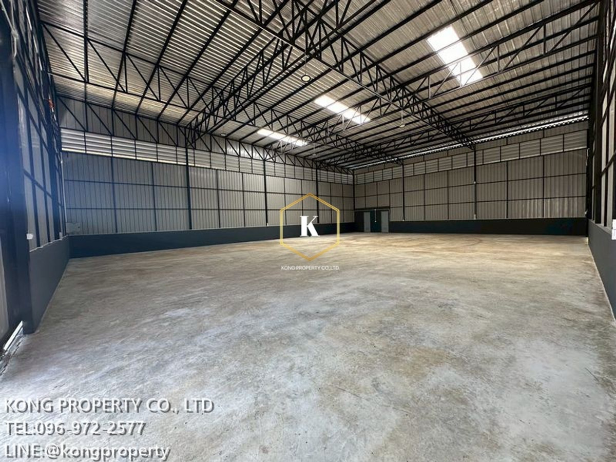 For RentWarehouseLadprao101, Happy Land, The Mall Bang Kapi : Warehouse for rent, Lat Phrao, Wang Thonglang, Bangkok, 400 sq m, near the Yellow Line.